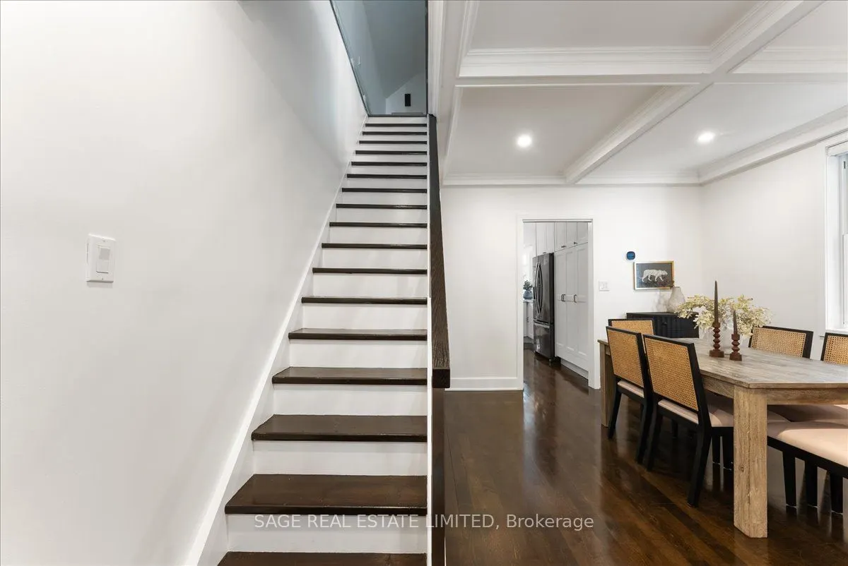 93 Woodrow Avenue