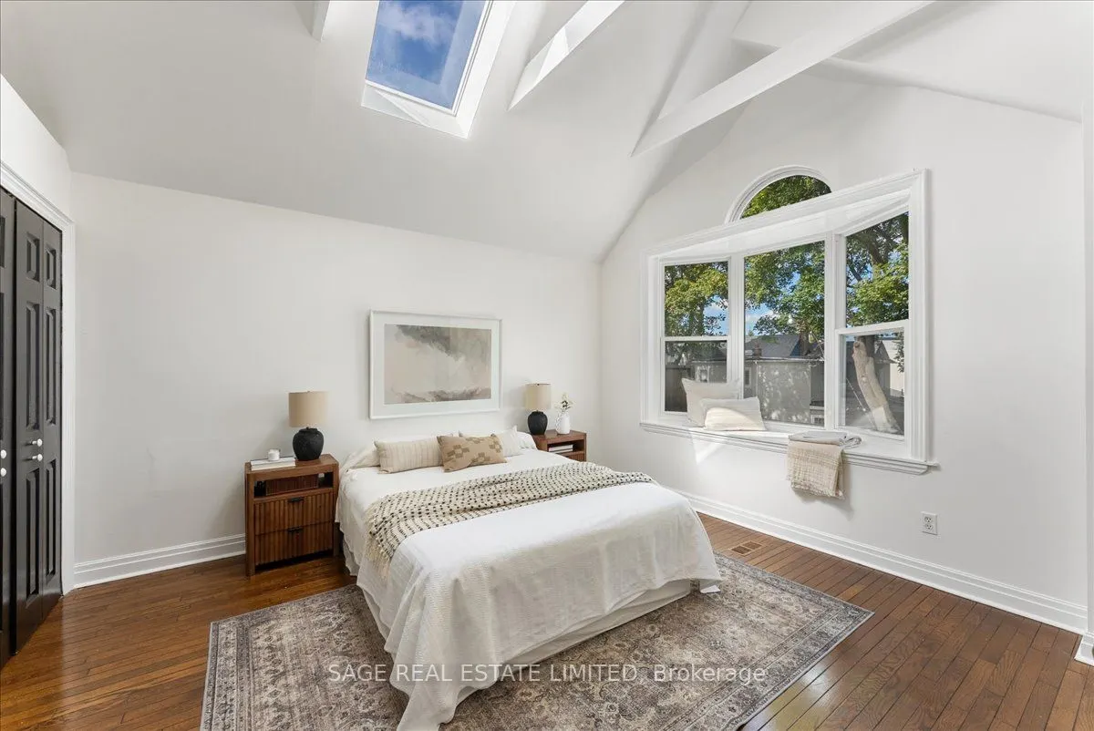 93 Woodrow Avenue