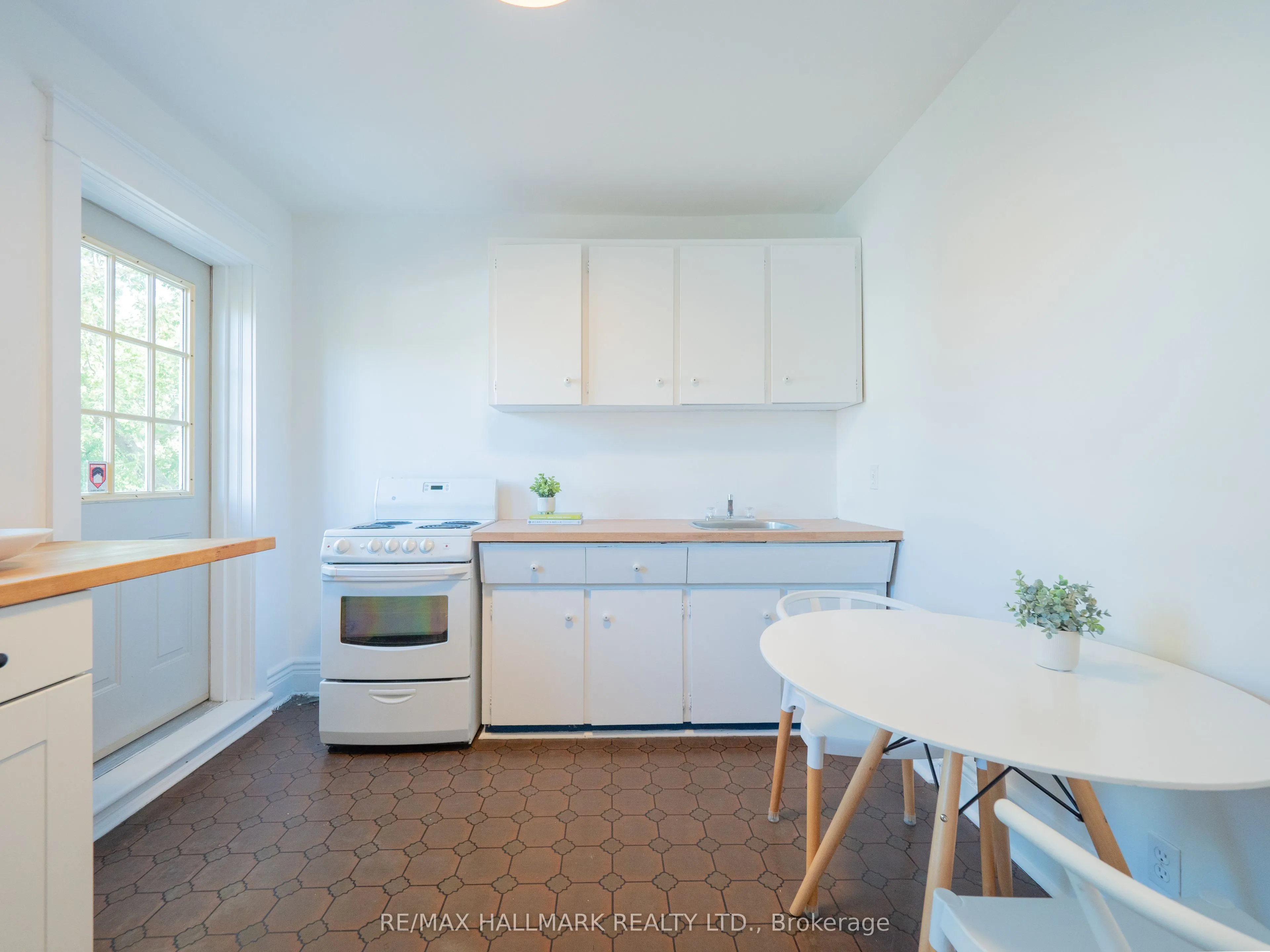 224 Fulton Avenue