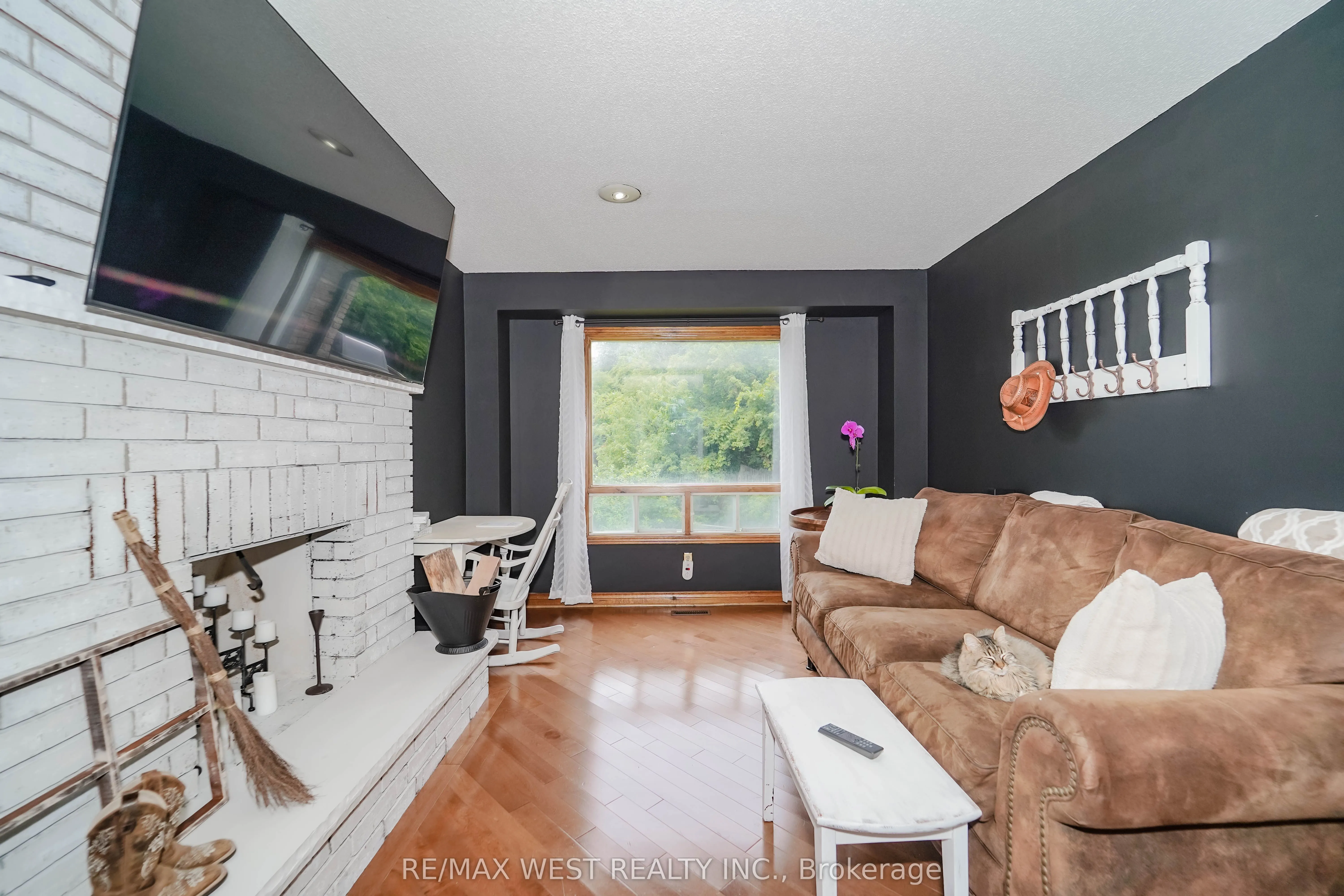 354 Blackthorn Street