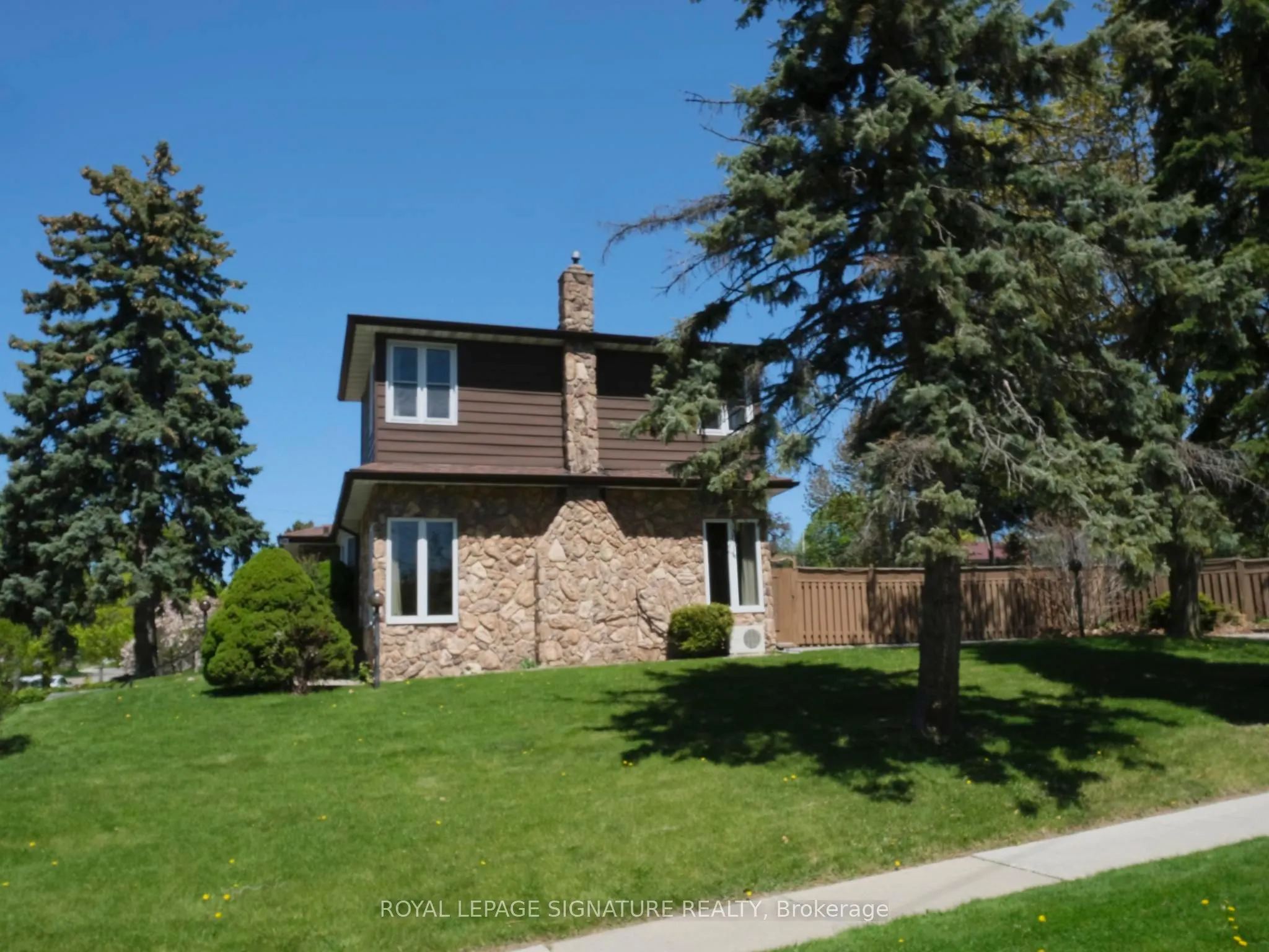 1 Kencliff Crescent