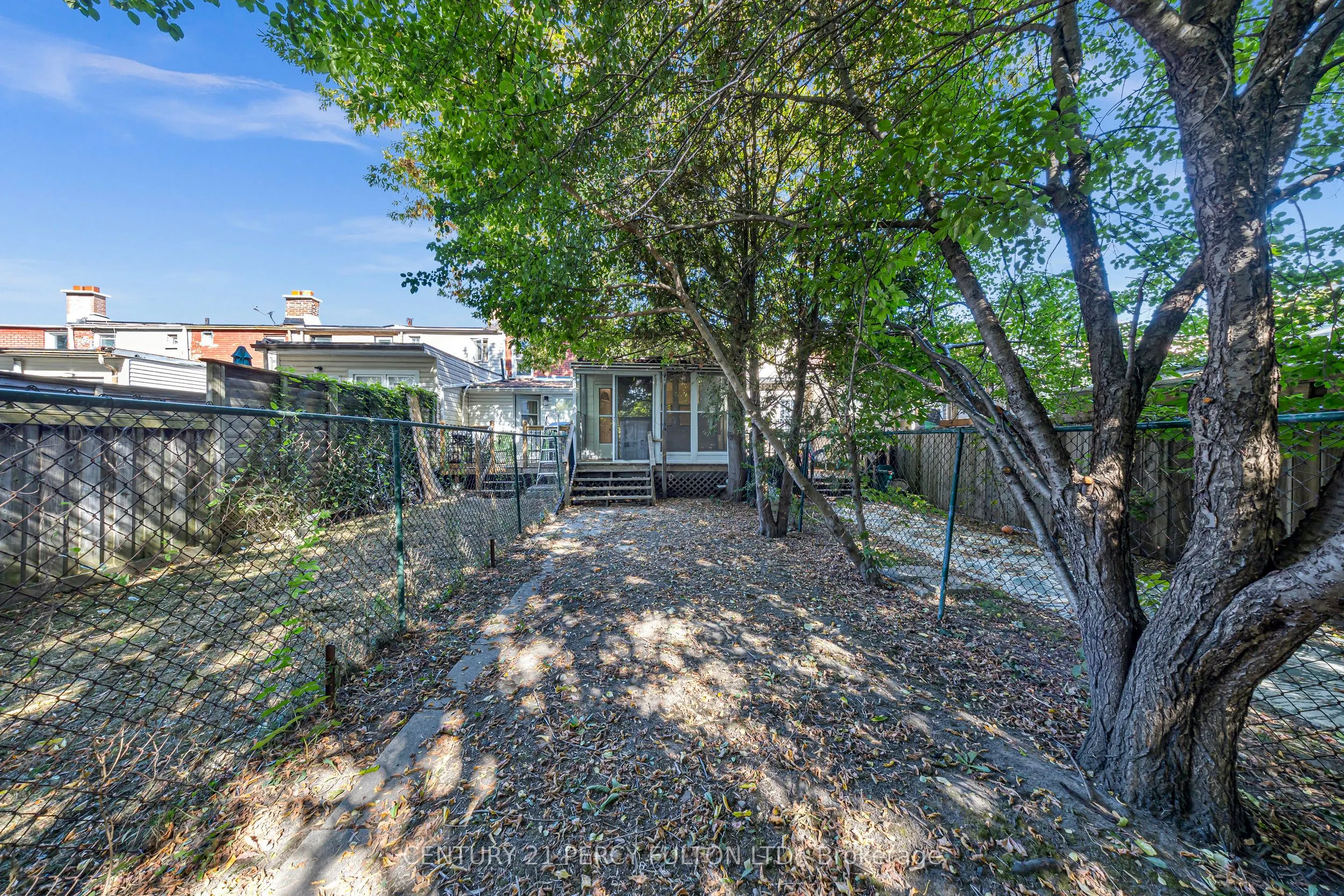 159 1/2 Olive Avenue