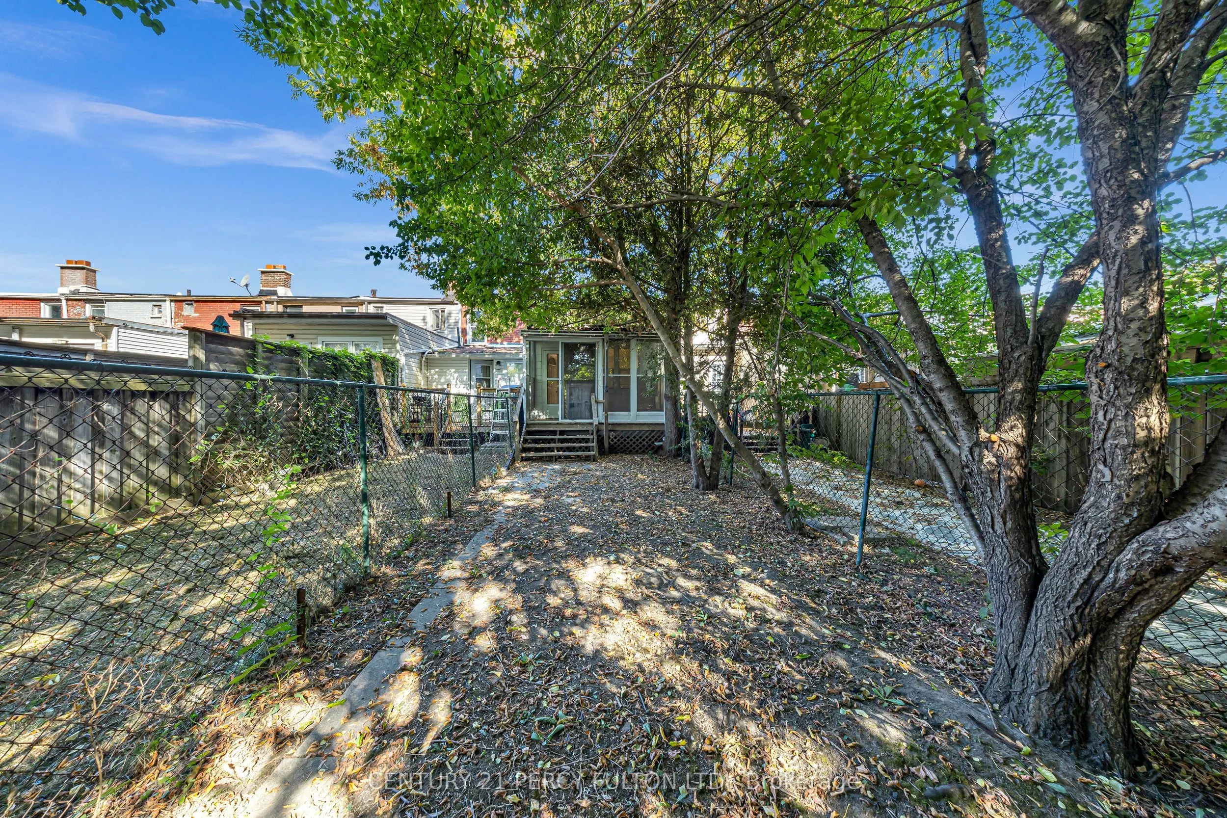 159 1/2 Olive Avenue