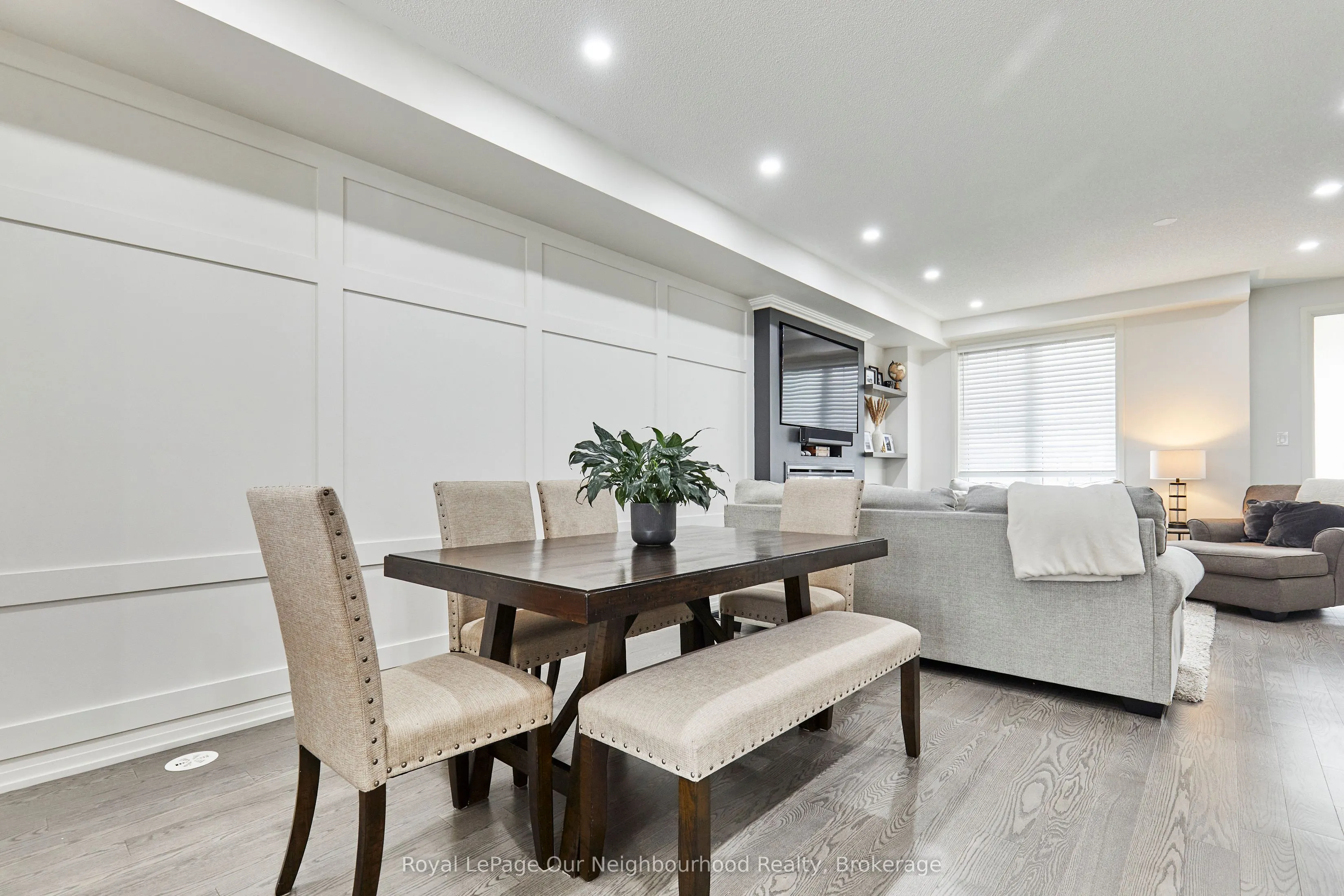 28 Clarington Boulevard