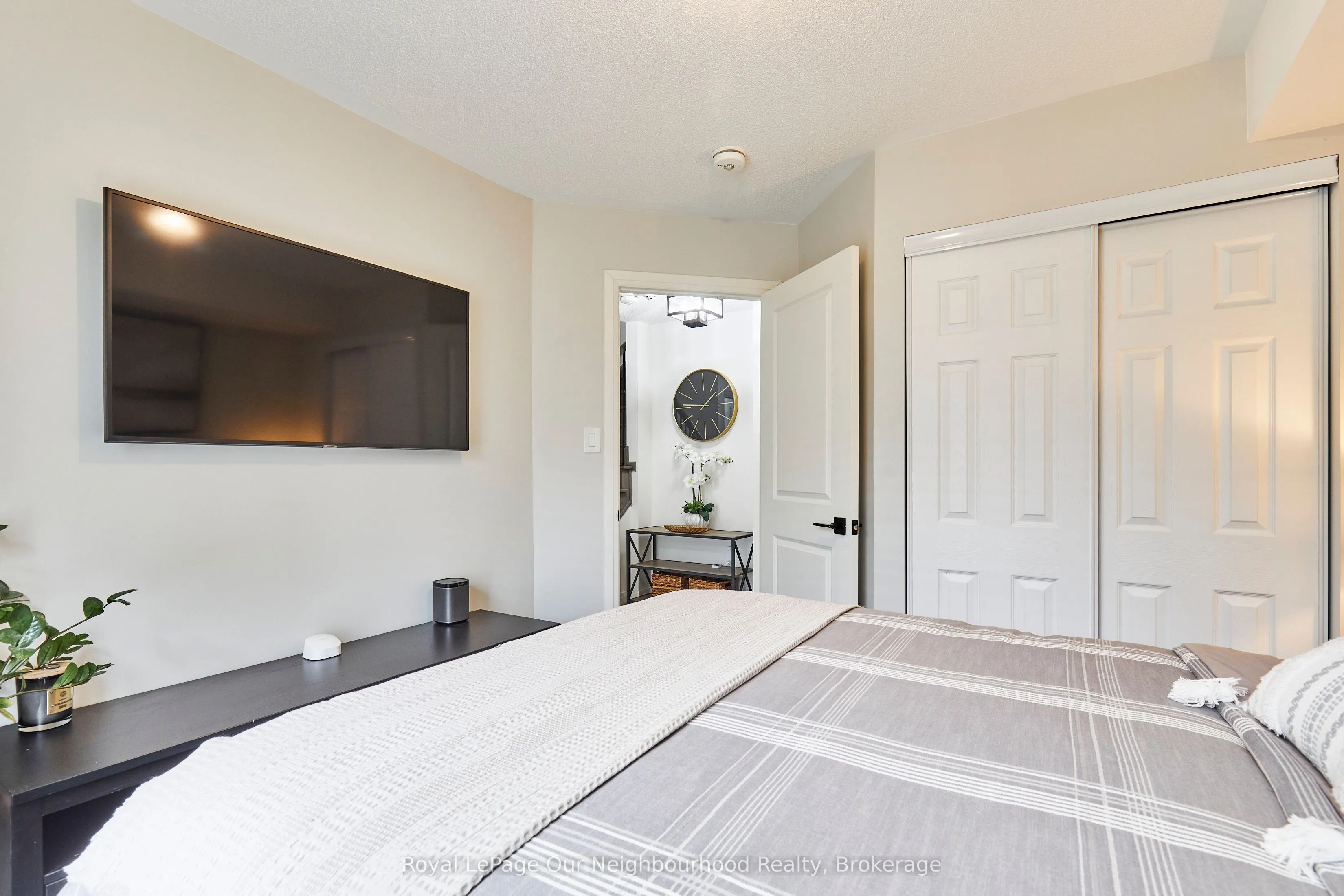 28 Clarington Boulevard