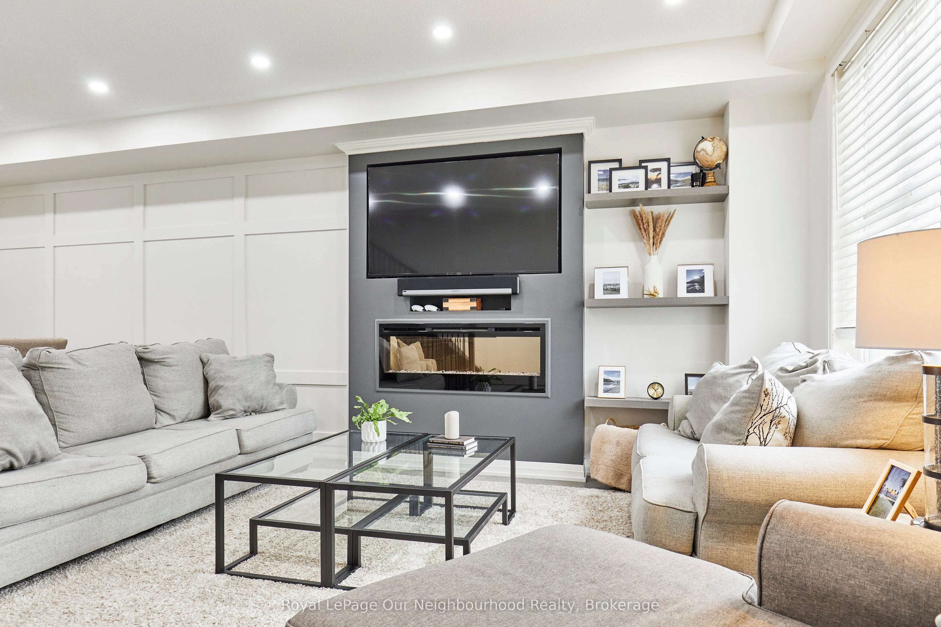 28 Clarington Boulevard