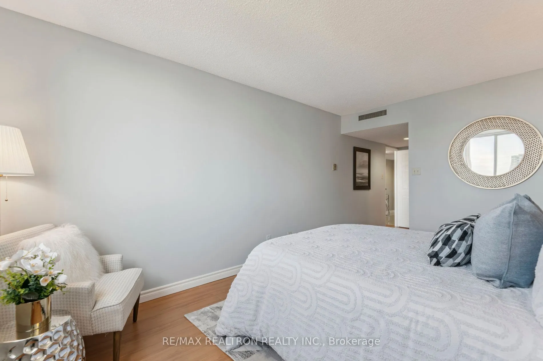 150 Alton Towers Circle, #1503