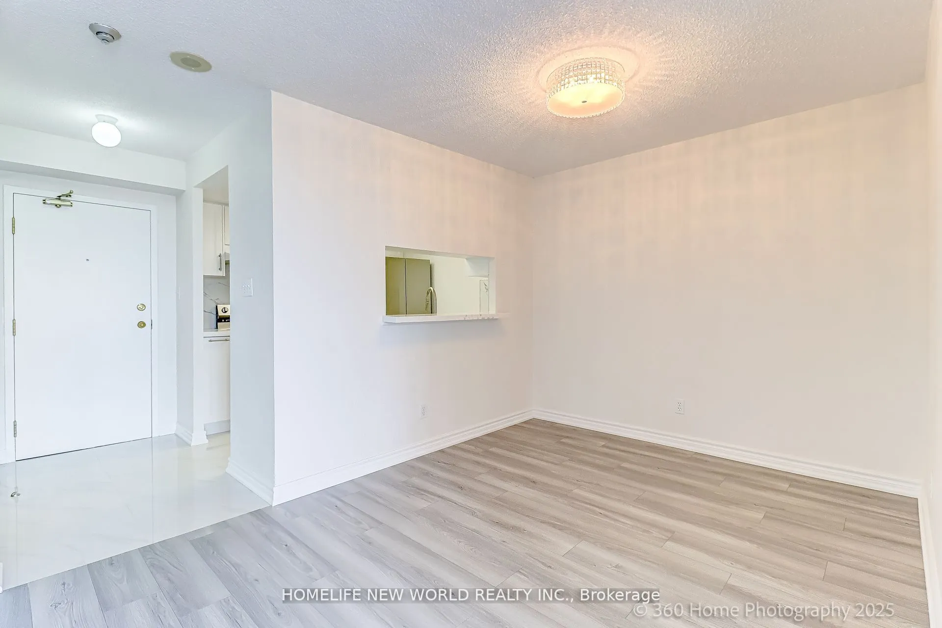 2550 Lawrence Avenue, #1006
