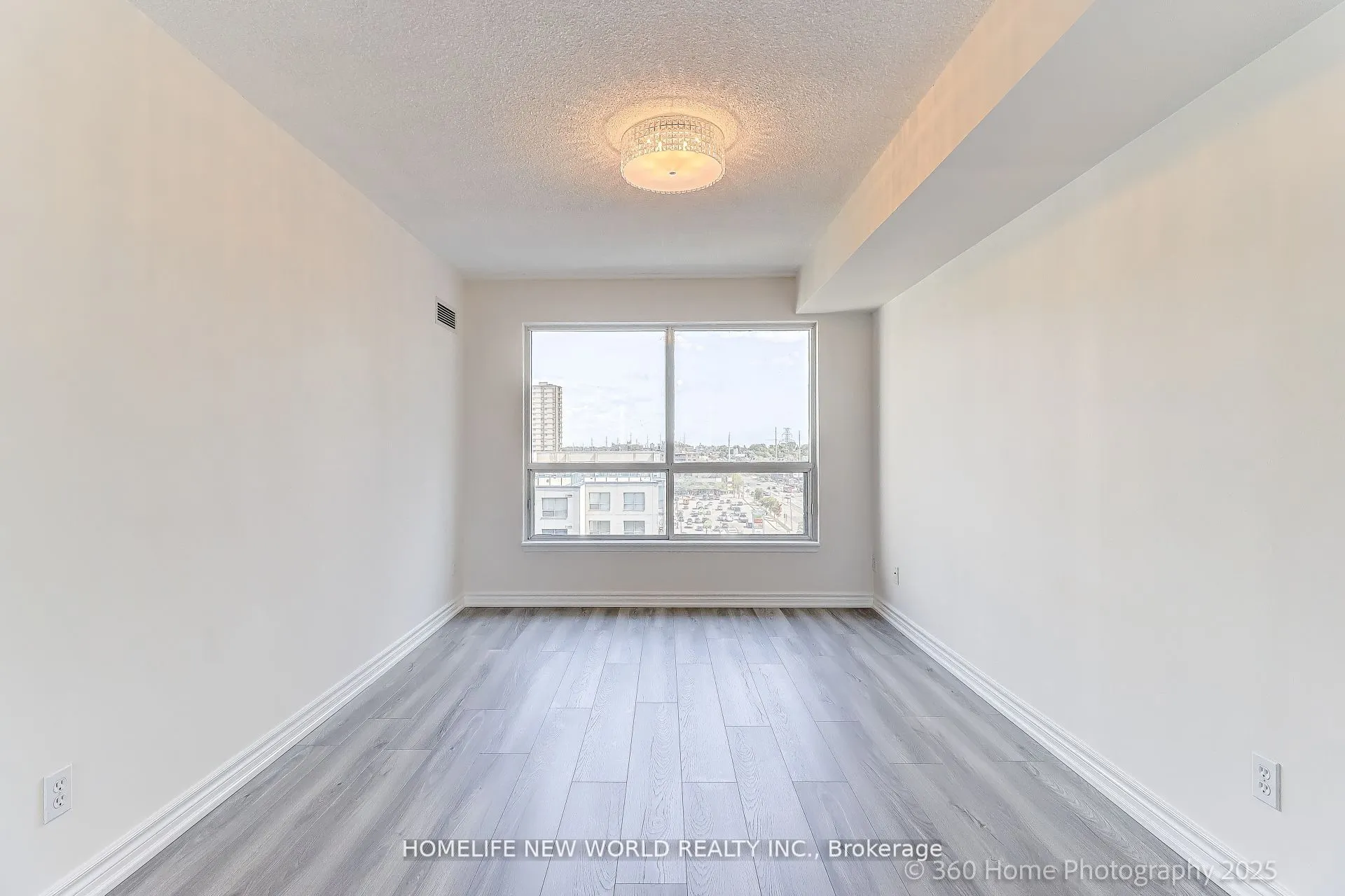 2550 Lawrence Avenue, #1006
