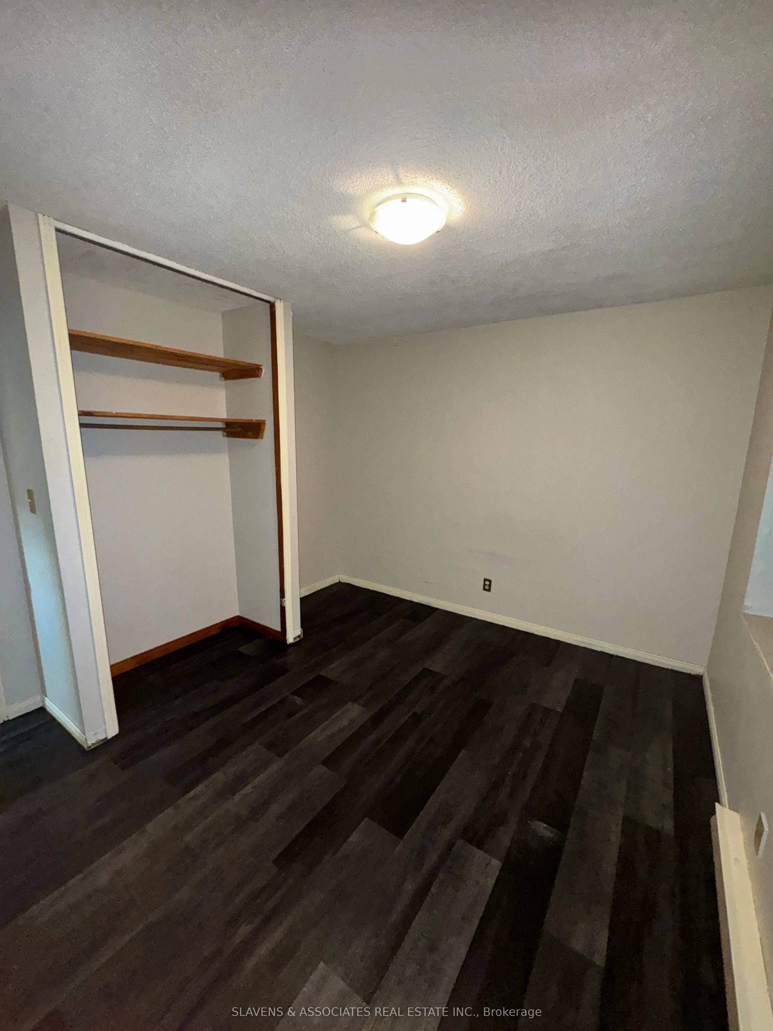 45 King Avenue W #10