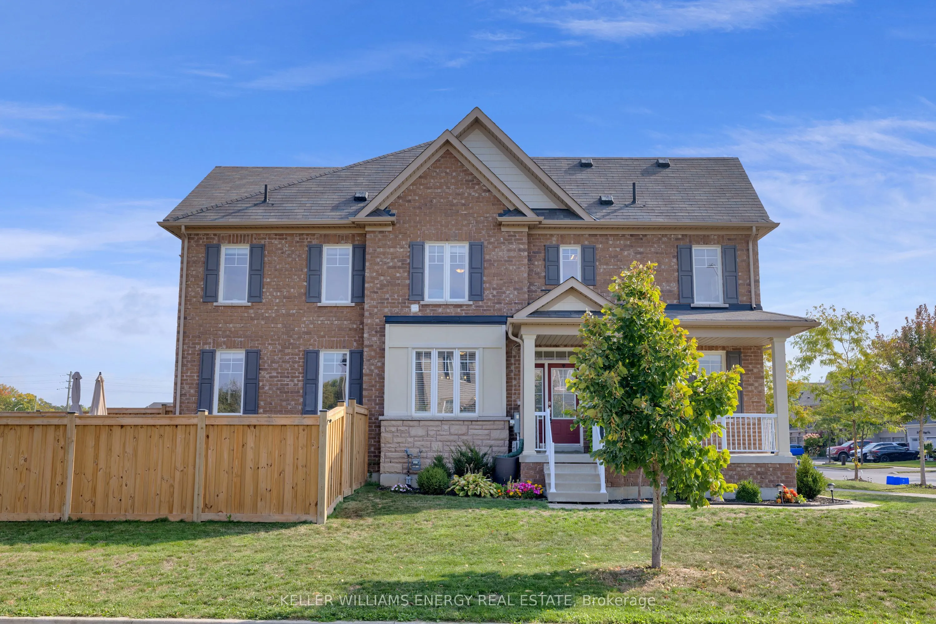 52 Ross Wright Avenue