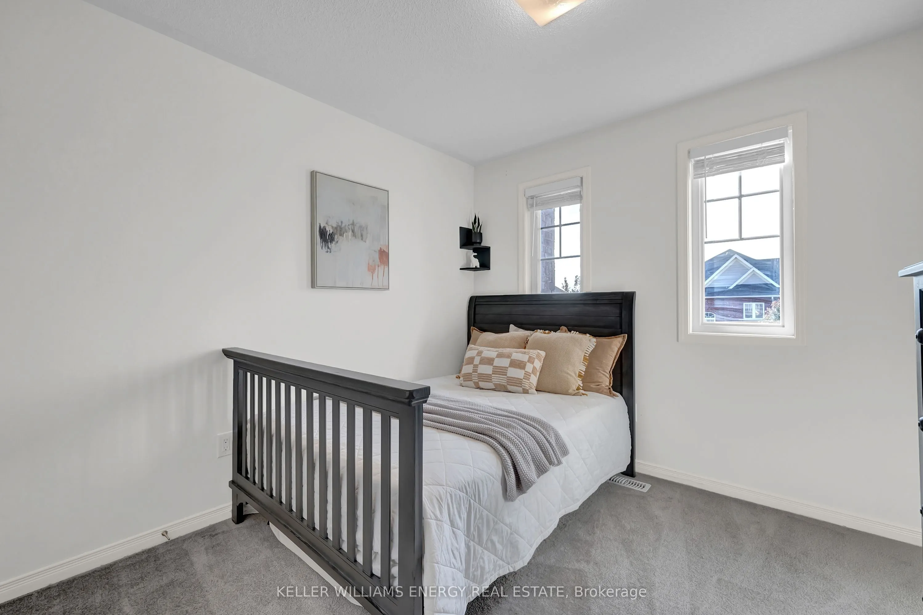 52 Ross Wright Avenue