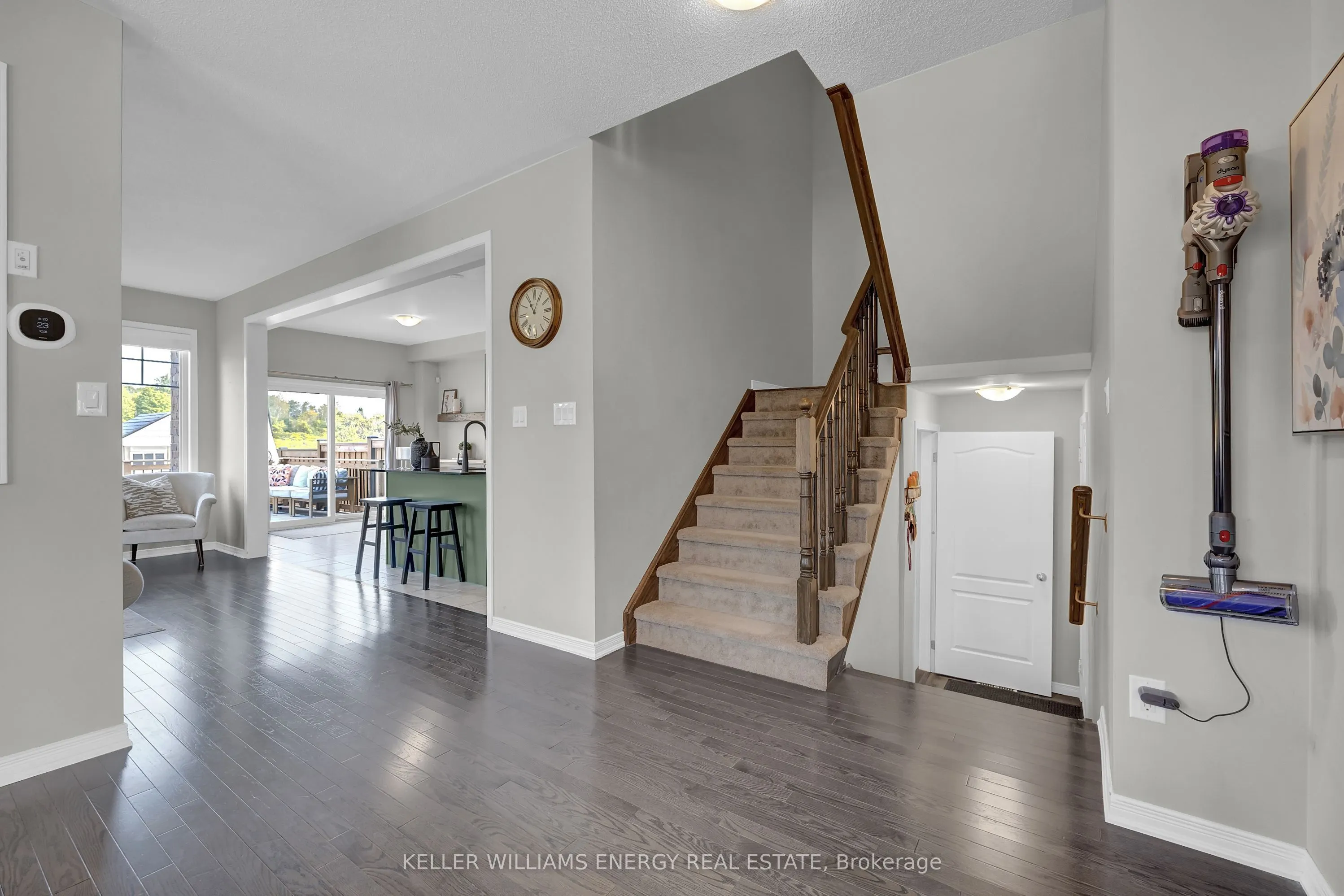 52 Ross Wright Avenue