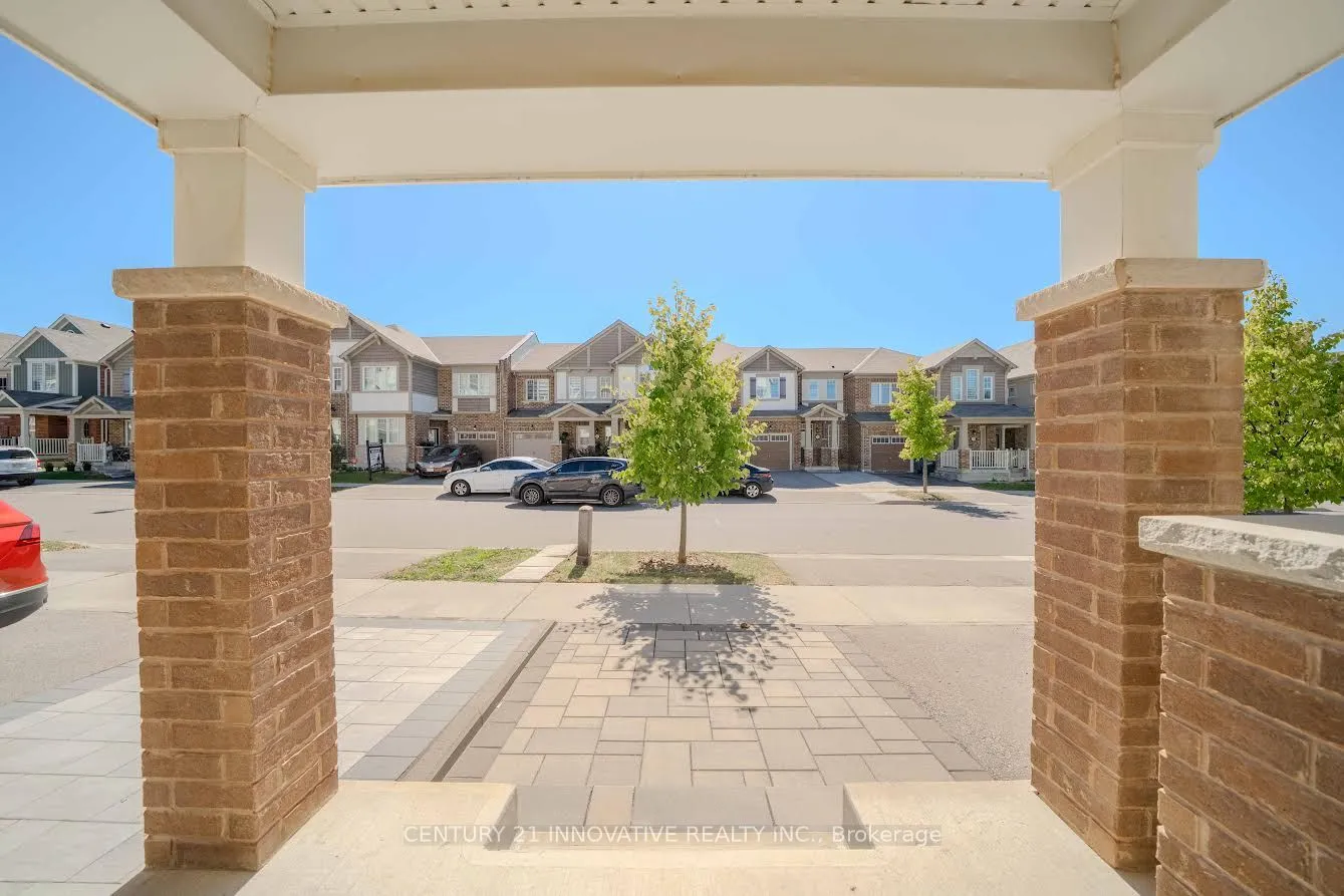 1018 Dragonfly Avenue