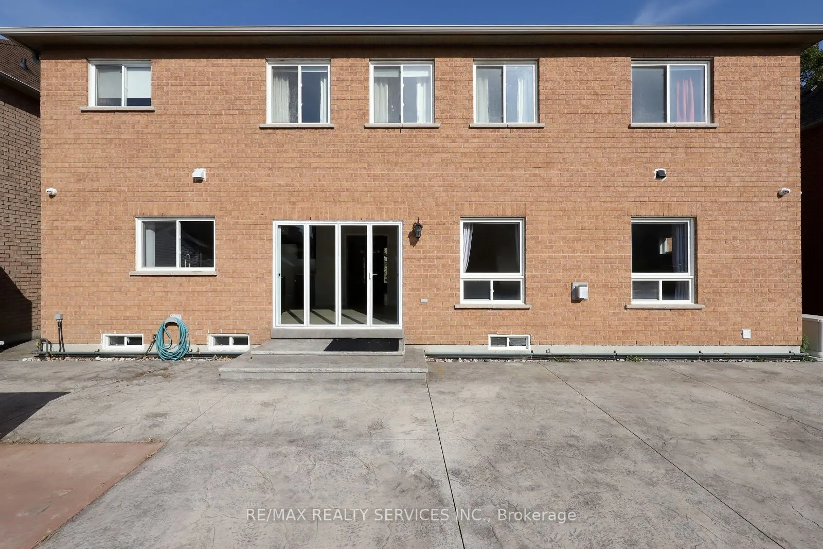 17 Ballantyne Drive