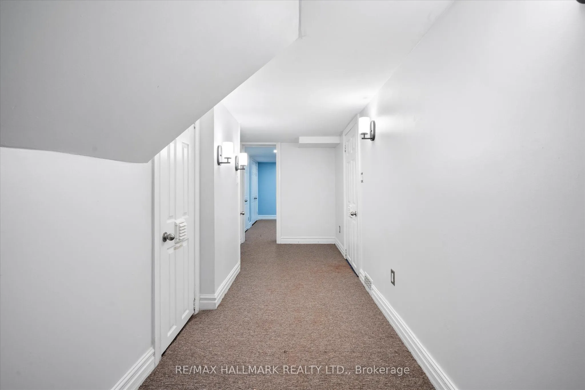 5 East Haven Drive