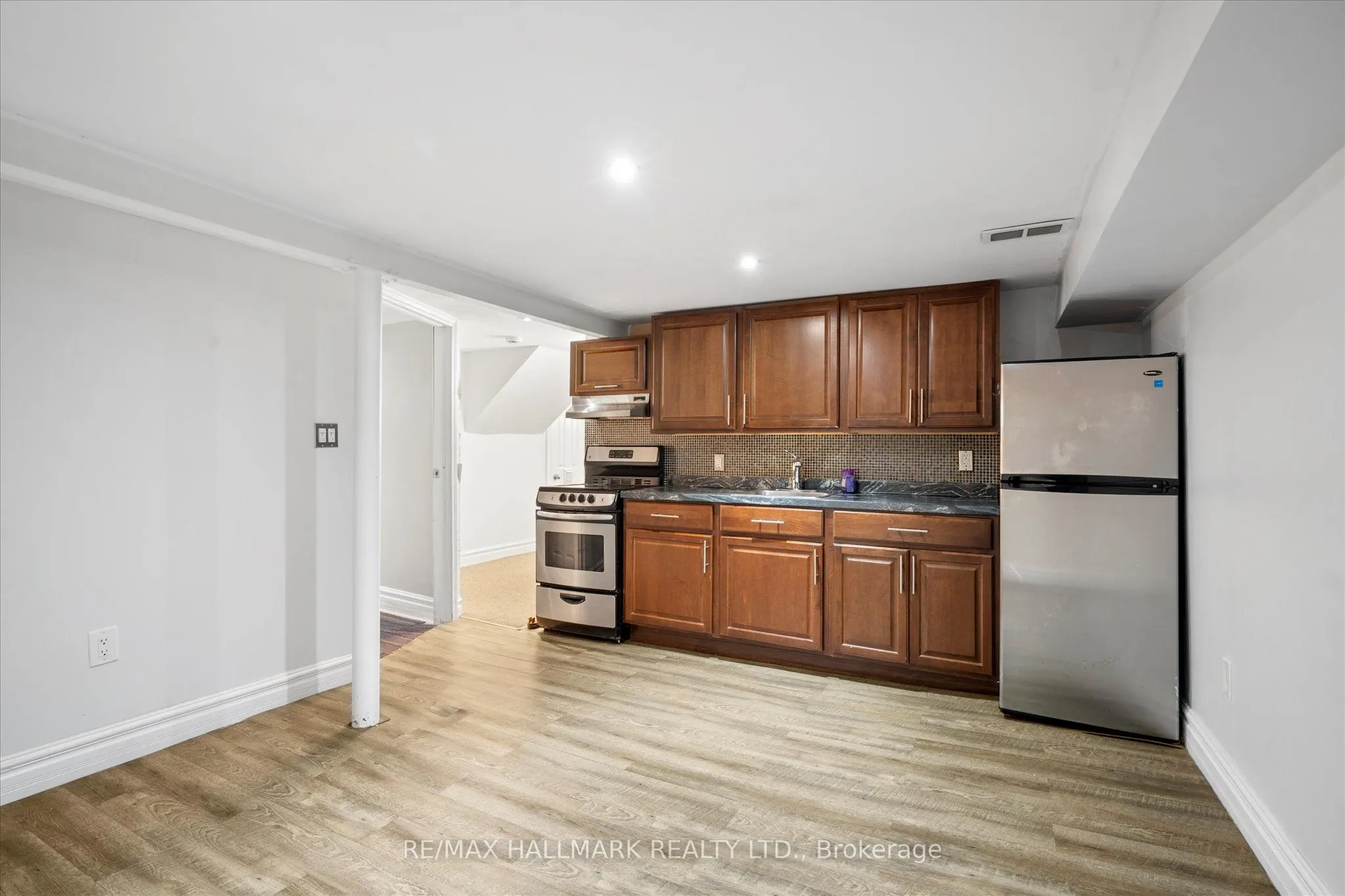 5 East Haven Drive
