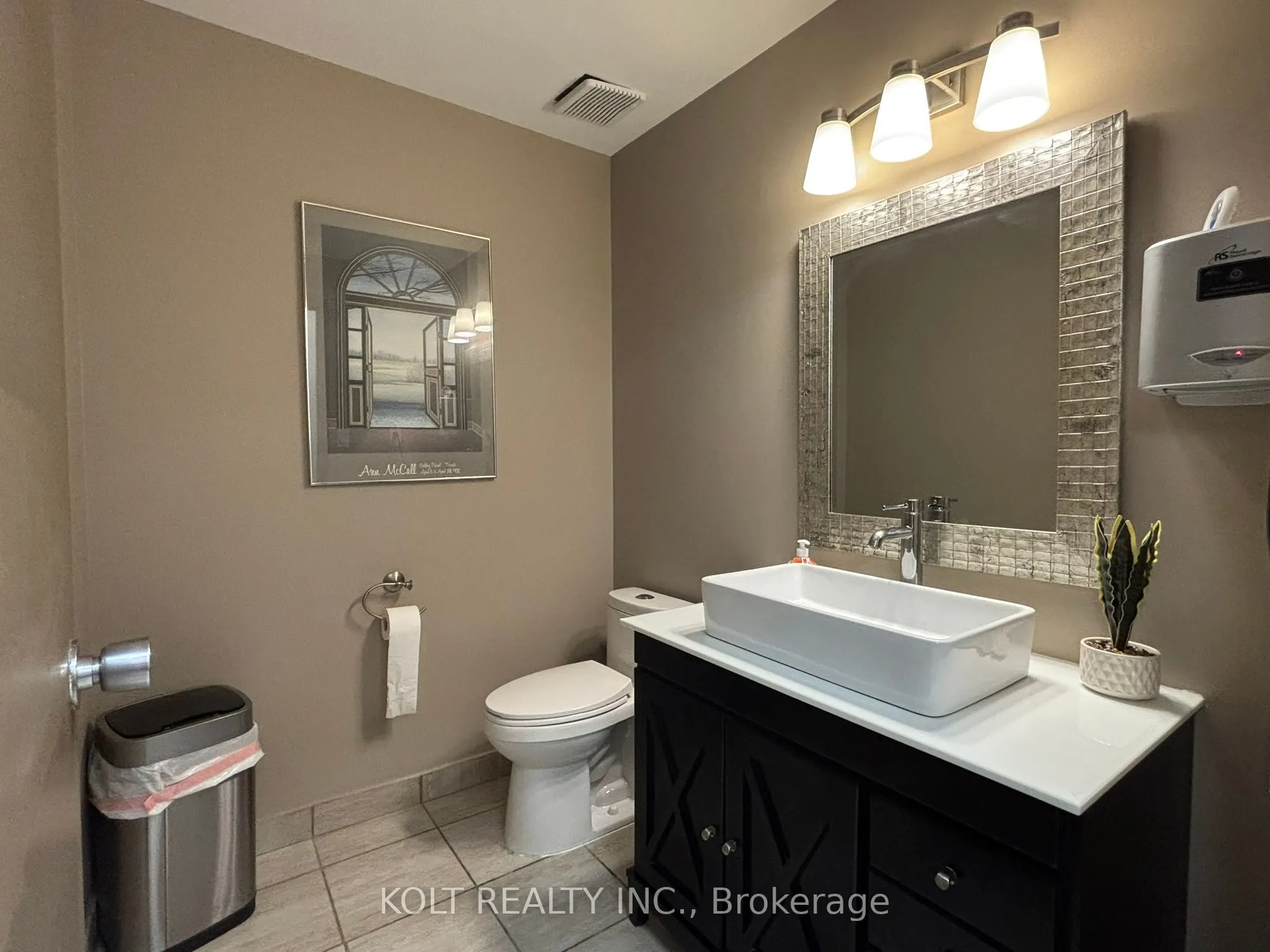 525 Milner Avenue, #1