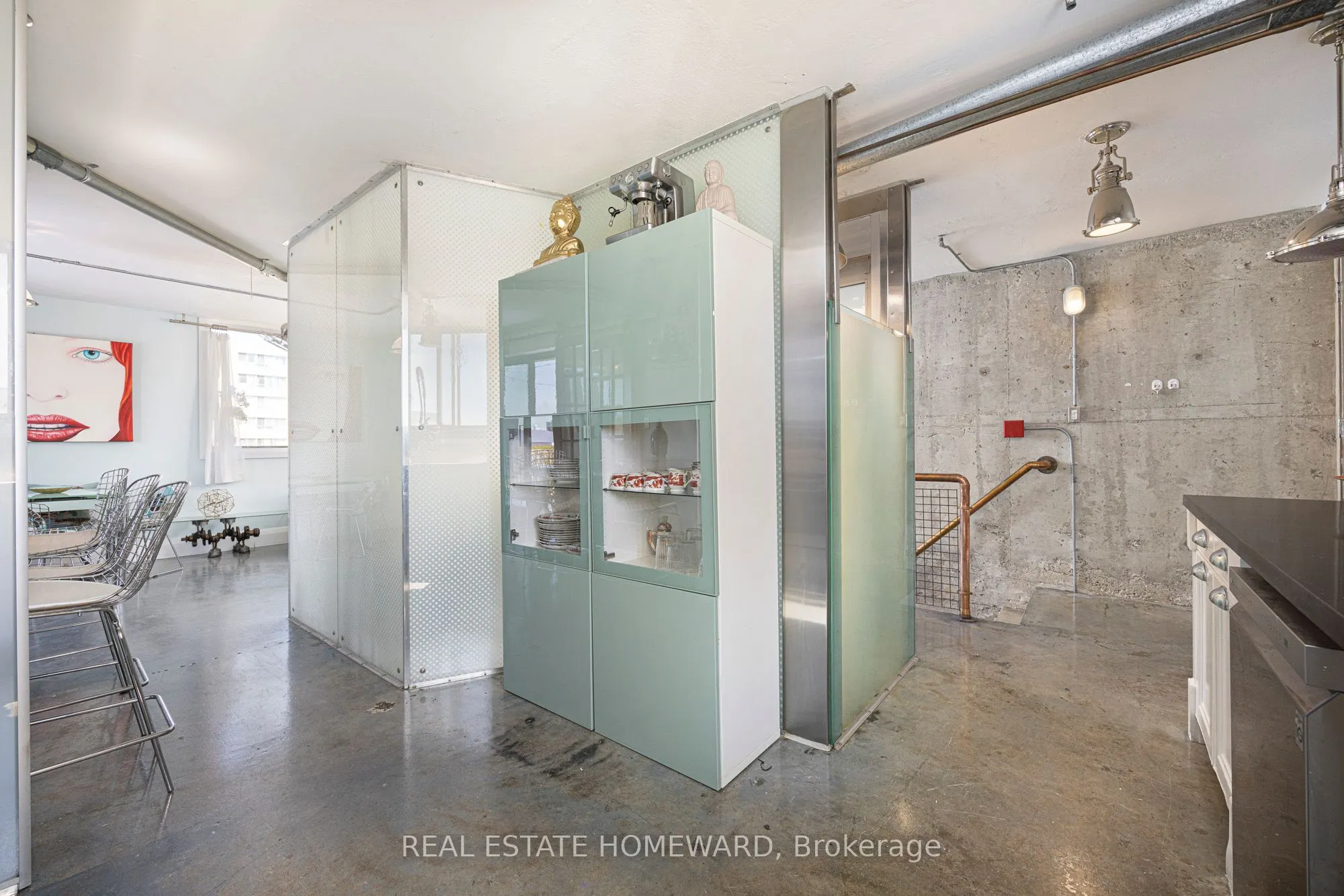 665 Kennedy Road, #702