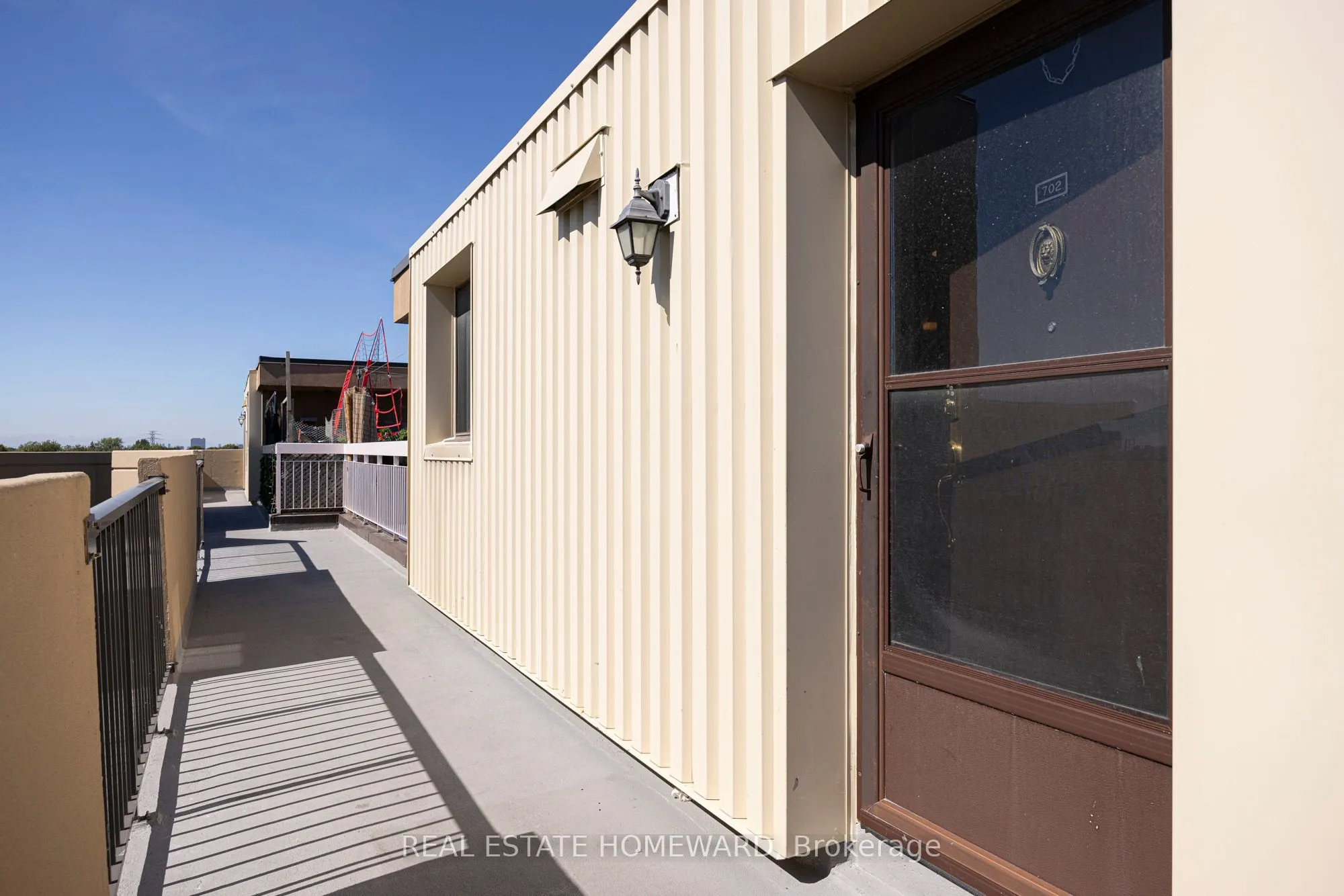 665 Kennedy Road, #702