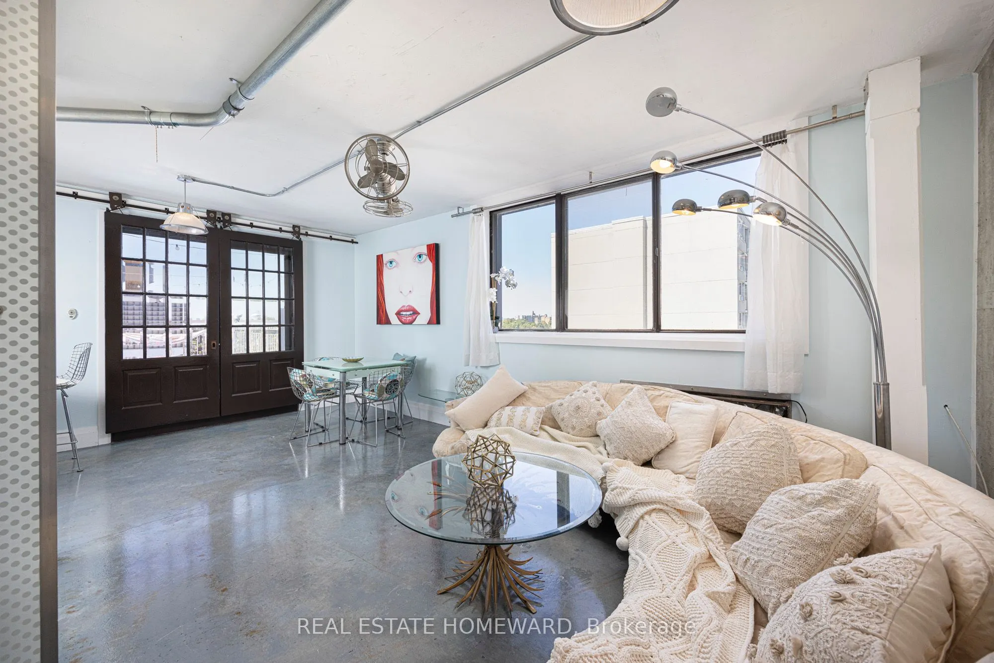 665 Kennedy Road, #702