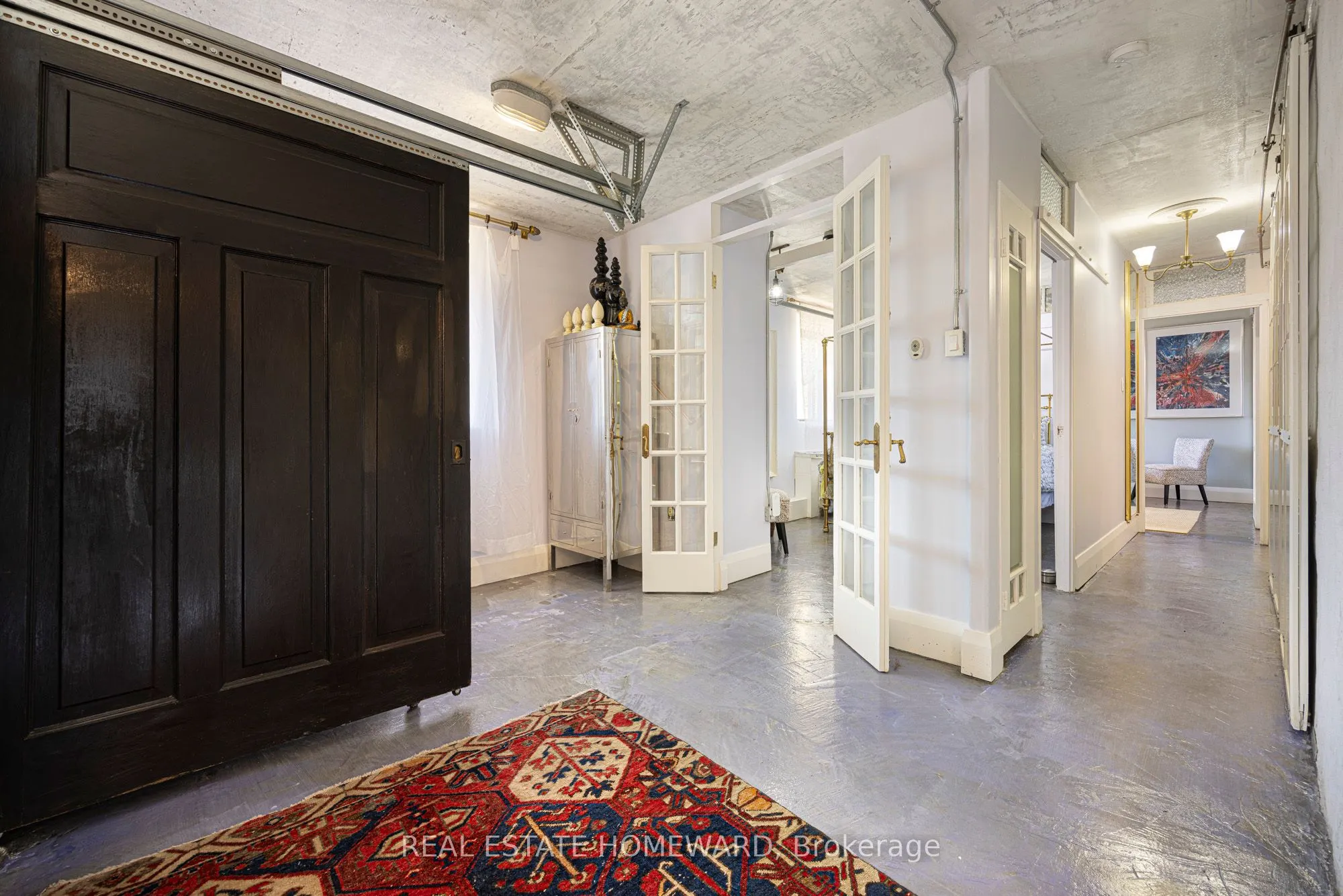 665 Kennedy Road, #702