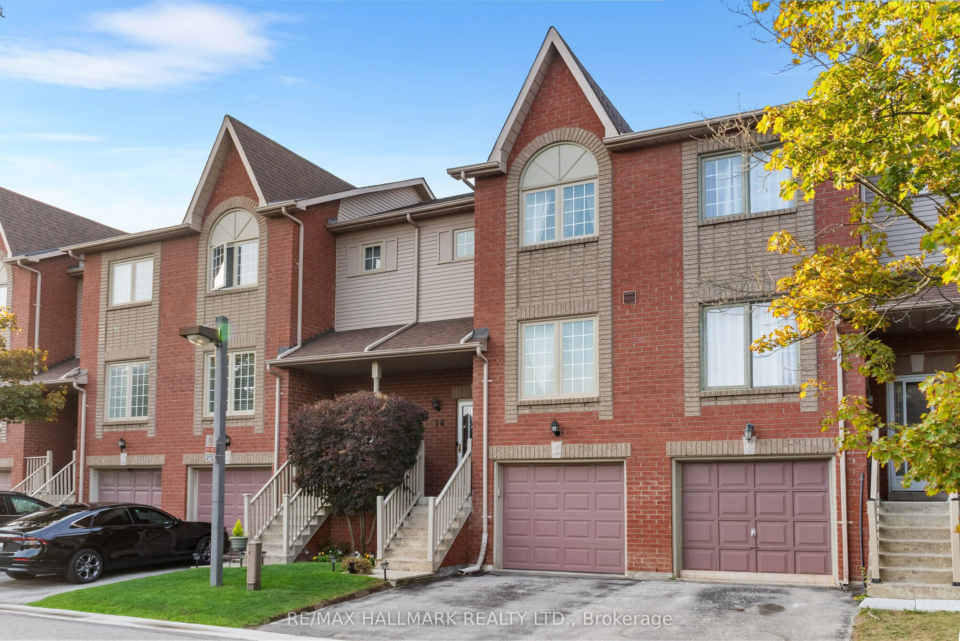 1867 Kingston Road, #18