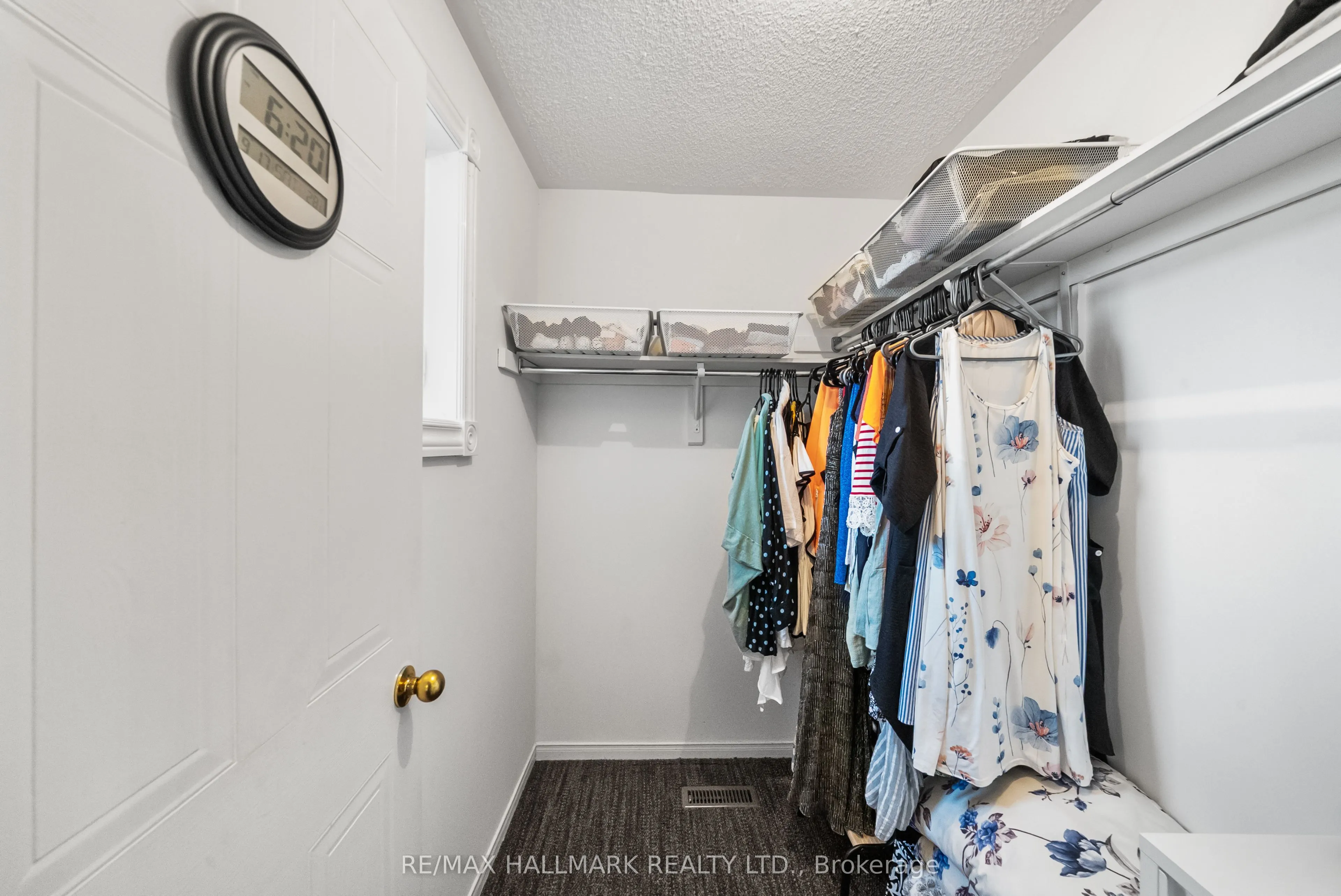 1867 Kingston Road, #18