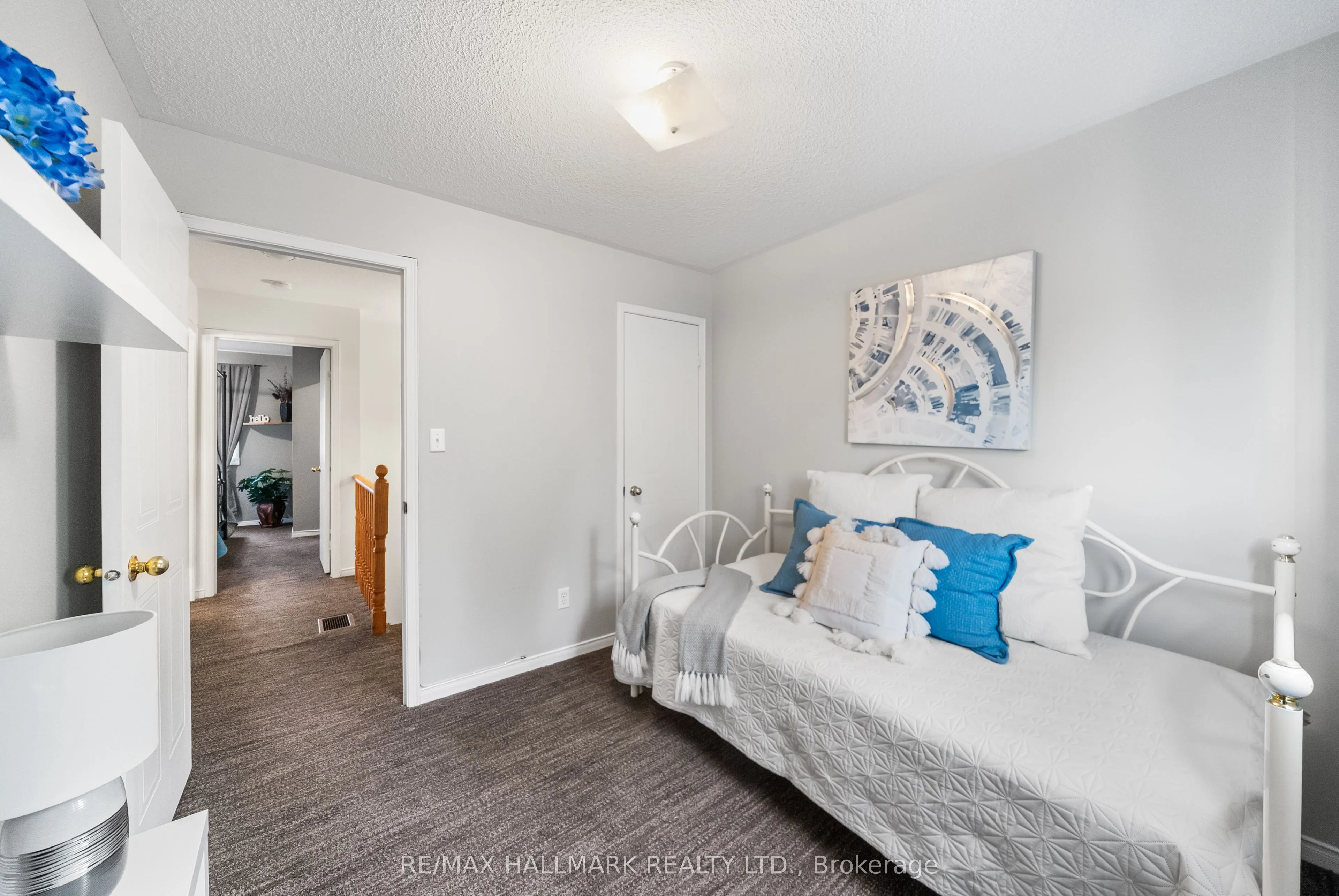 1867 Kingston Road, #18