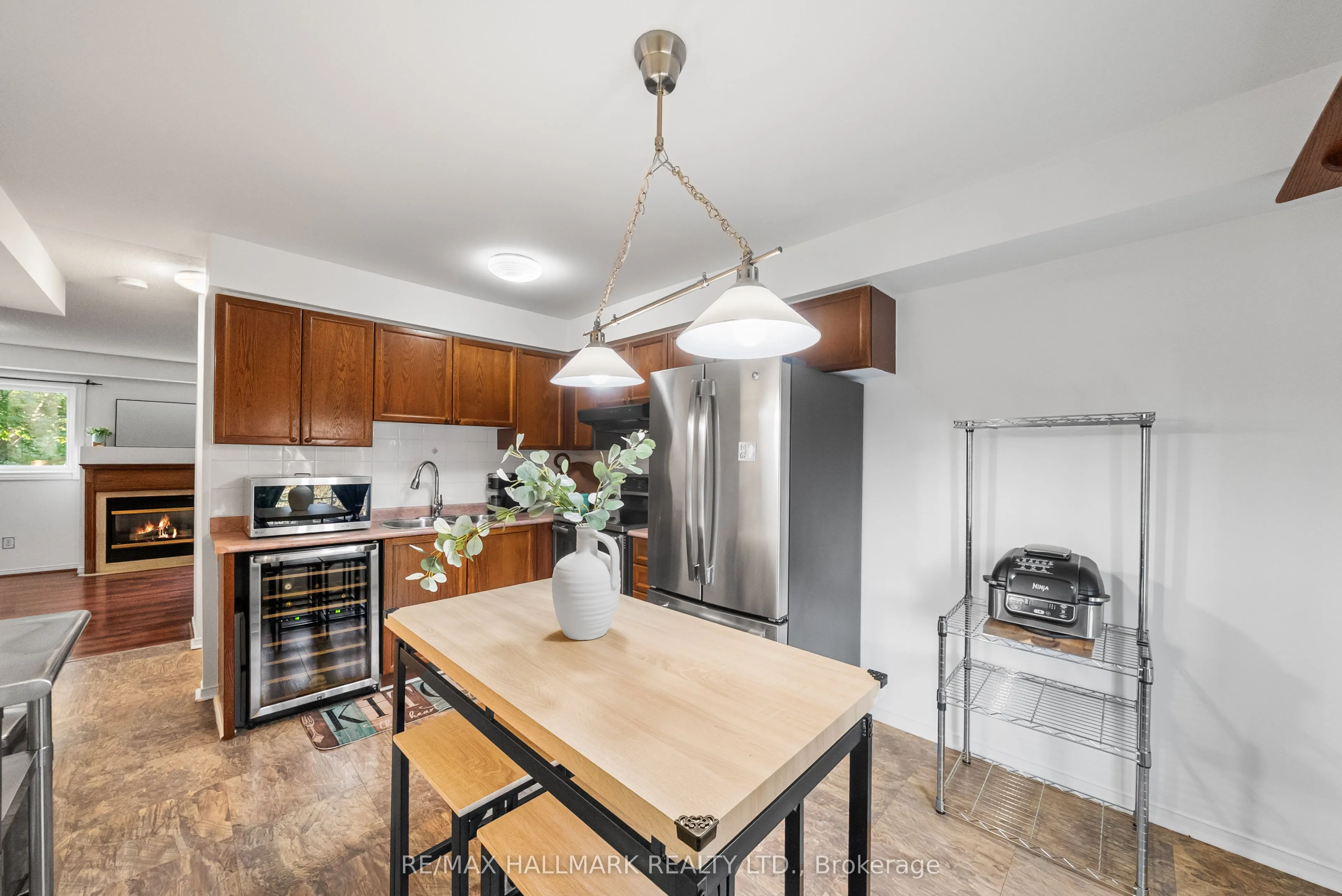 1867 Kingston Road, #18