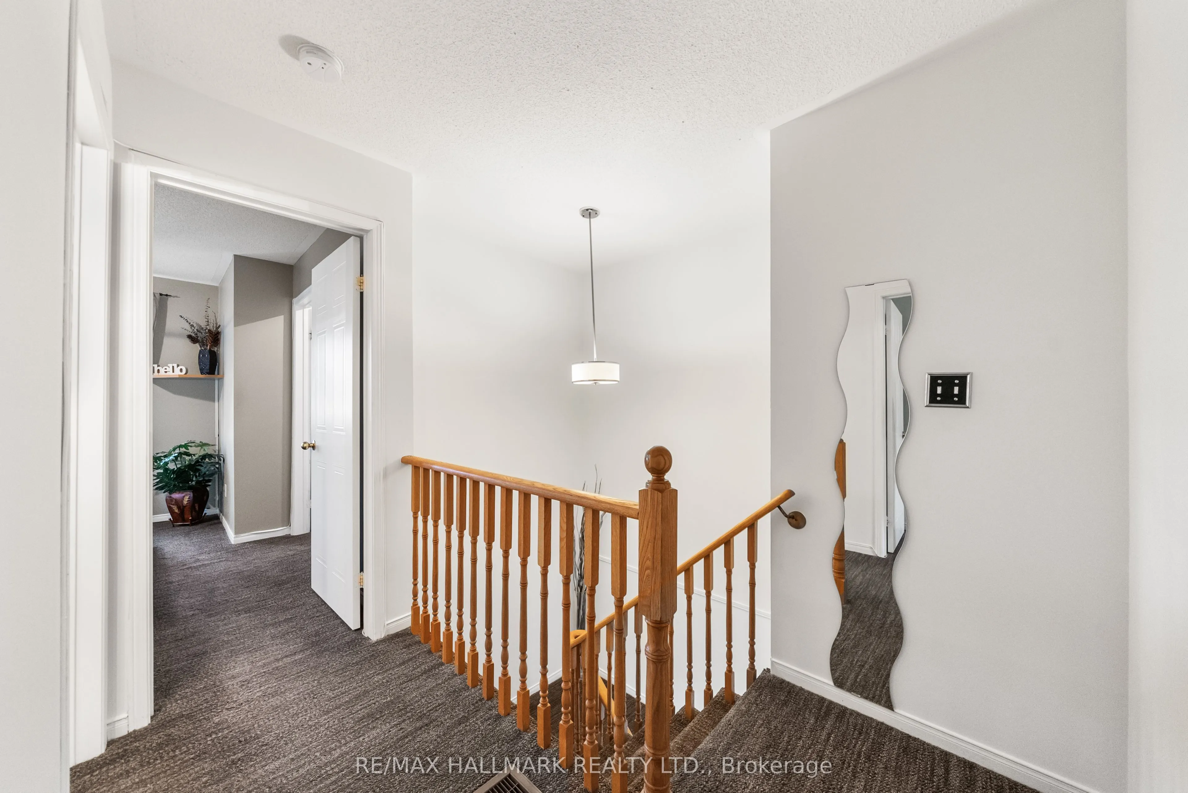 1867 Kingston Road, #18