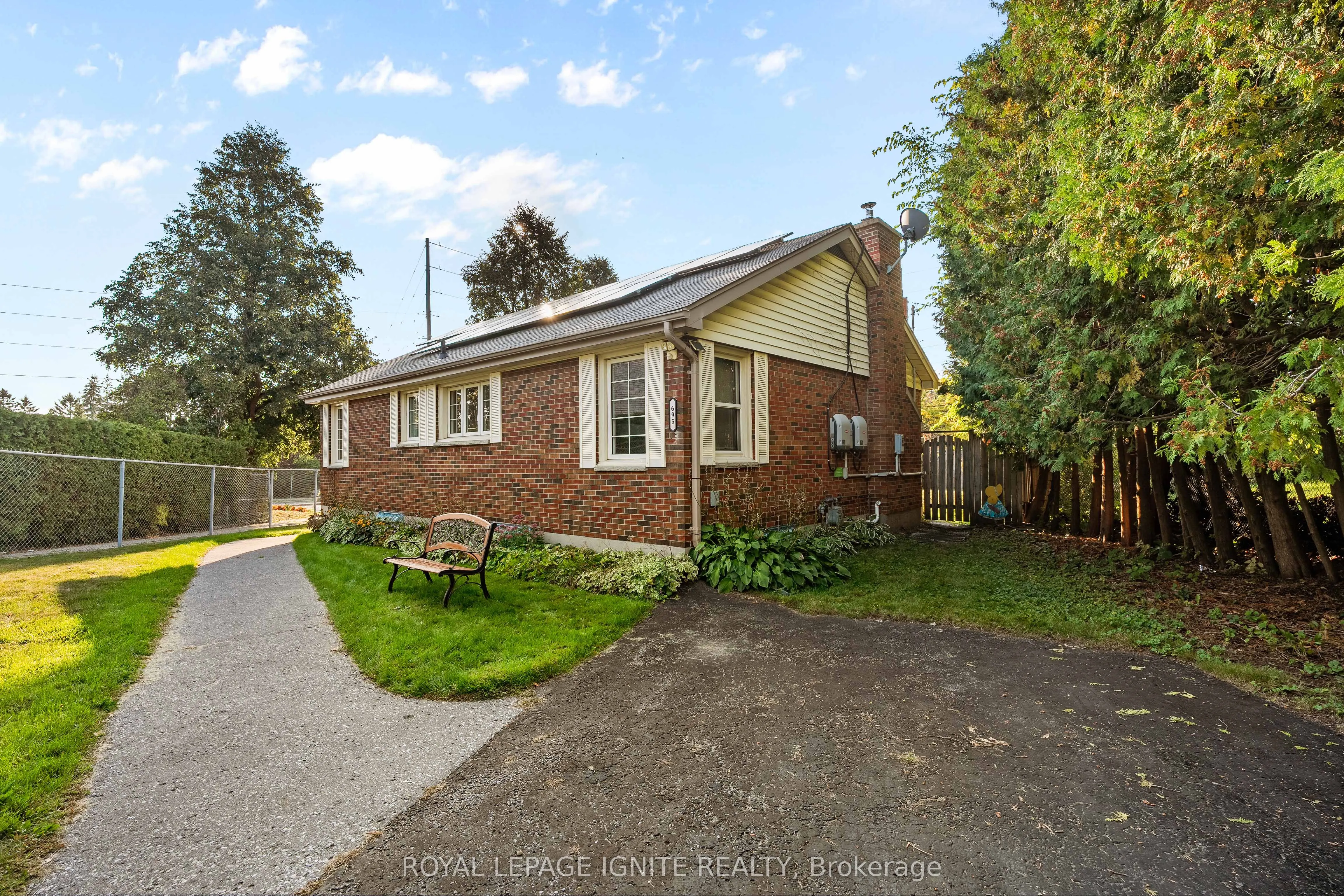 695 Whistler Drive