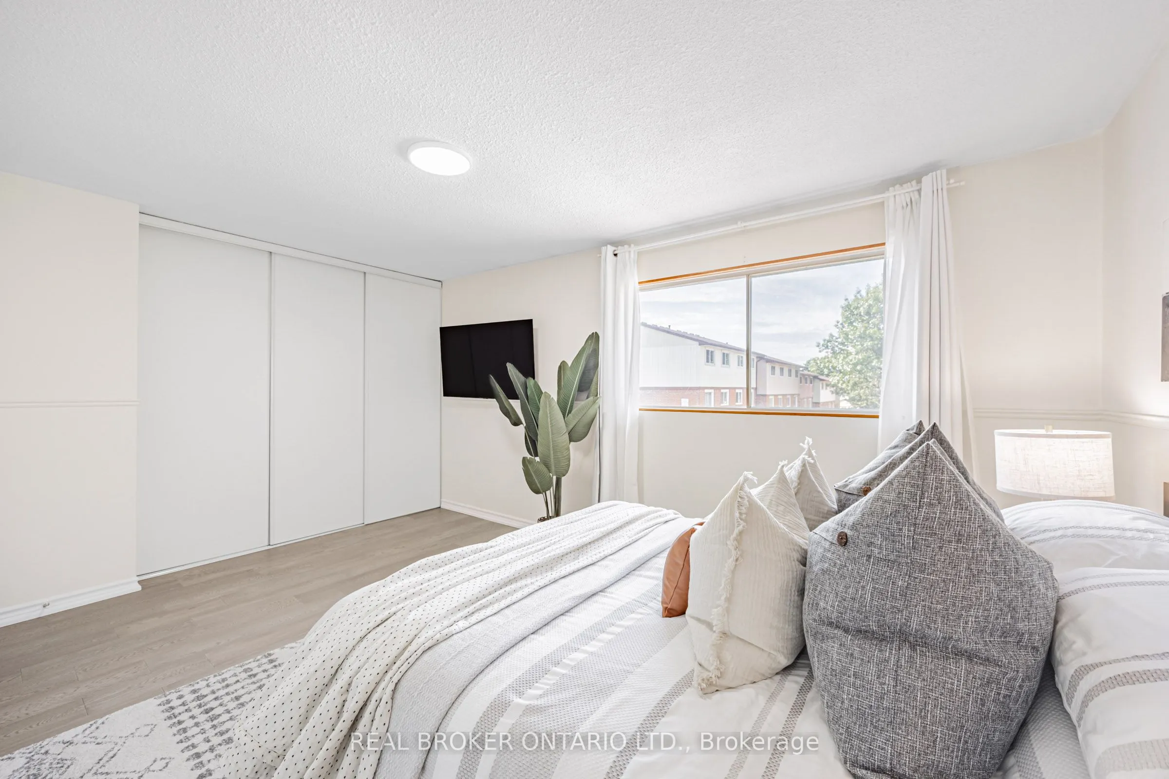 30 Dundalk Drive, #20