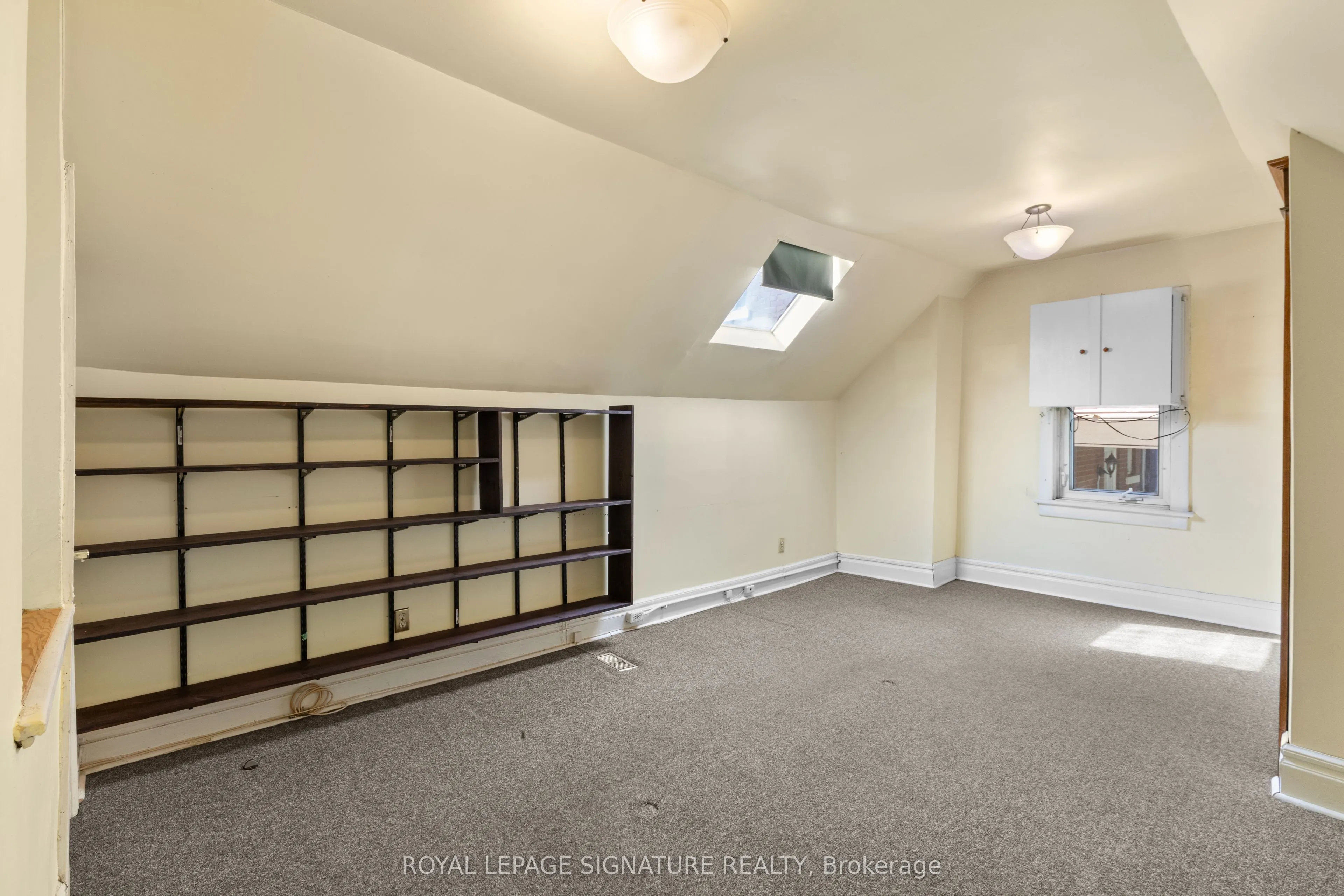 90 Neville Park Boulevard