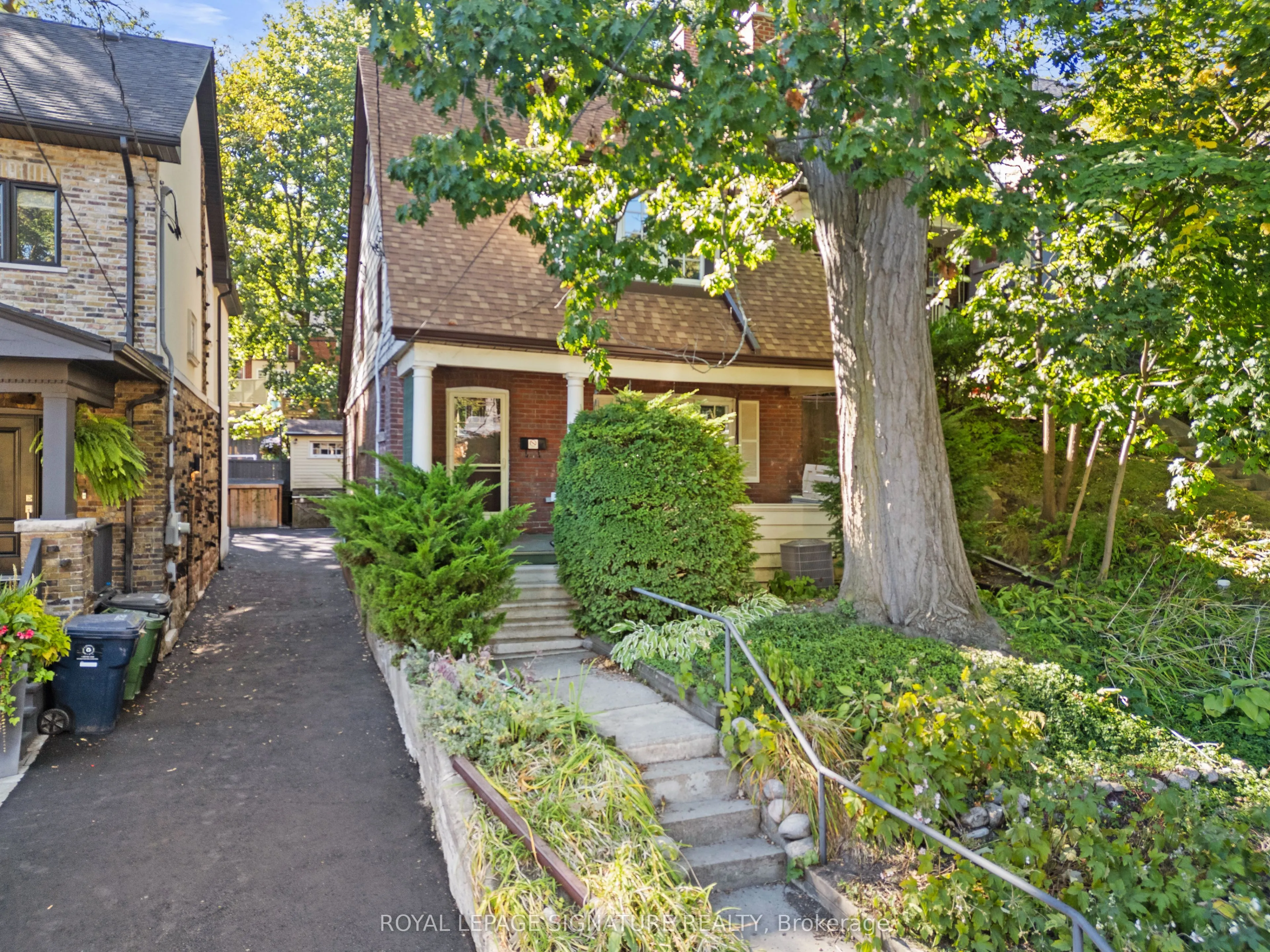 90 Neville Park Boulevard