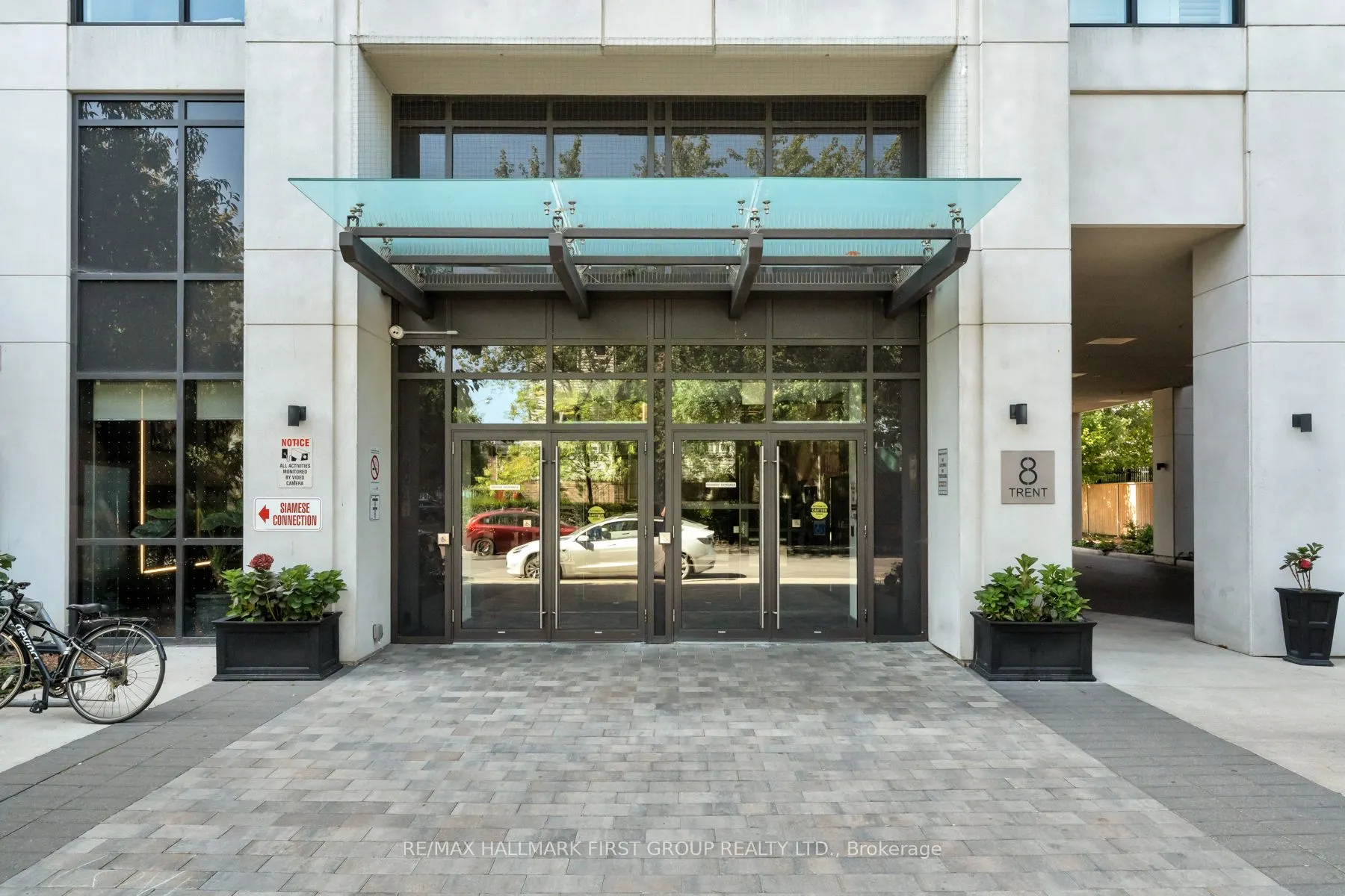 8 Trent Avenue, #613