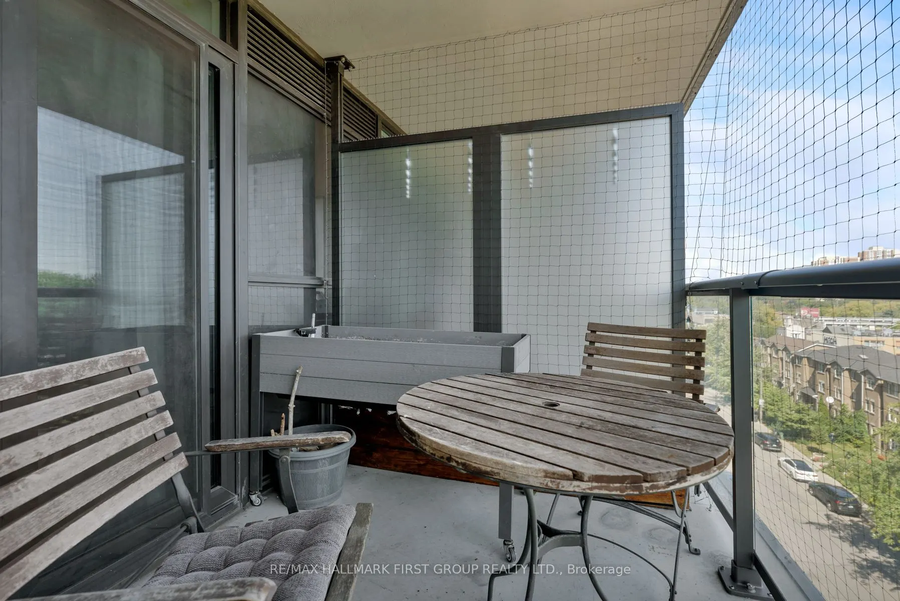 8 Trent Avenue, #613