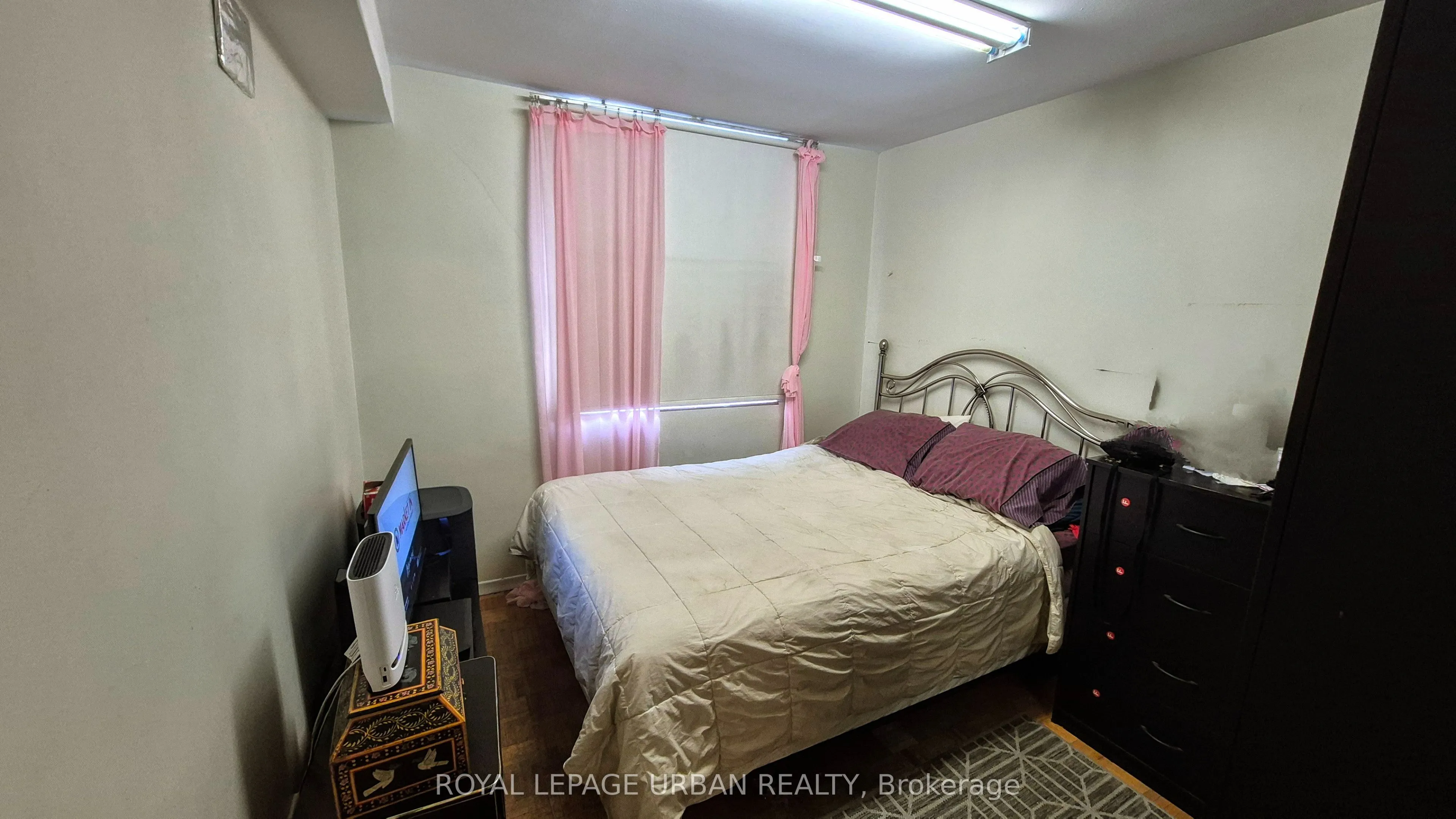 1135 Logan Avenue, #806