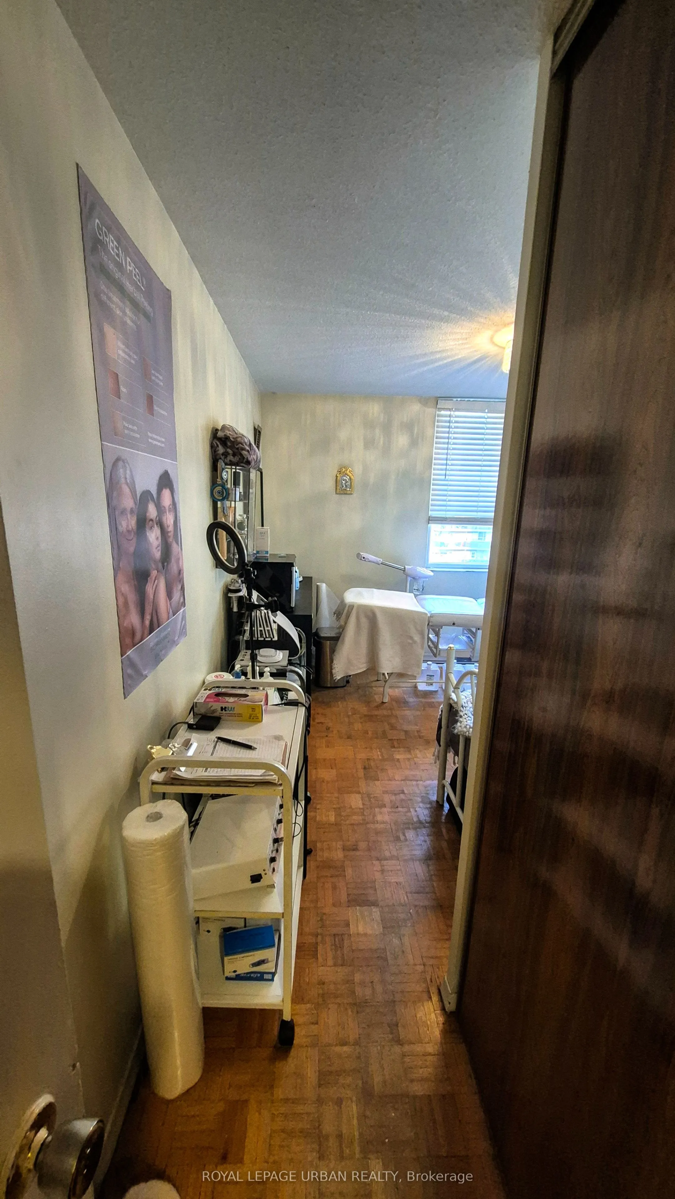 1135 Logan Avenue, #806