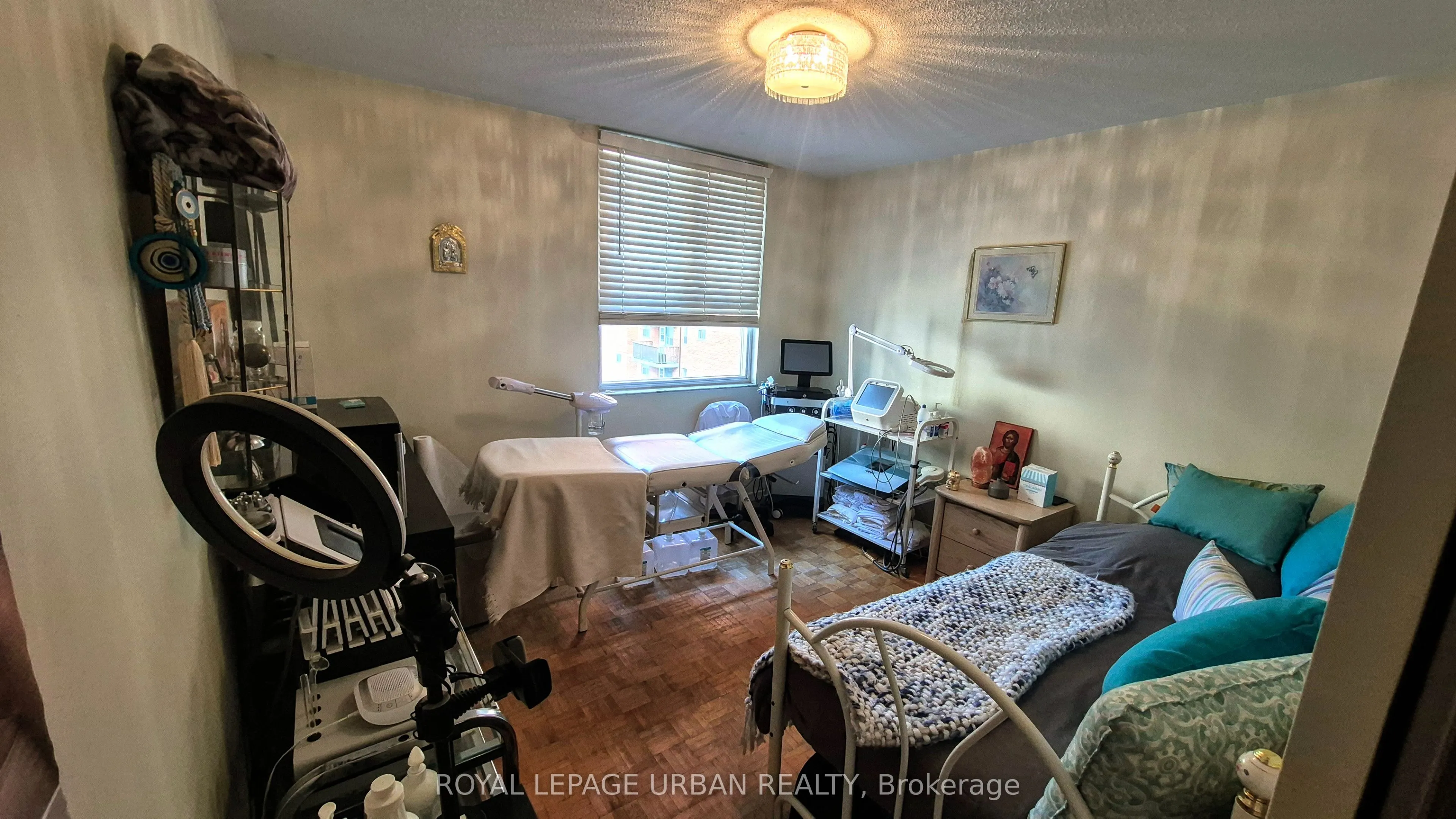 1135 Logan Avenue, #806
