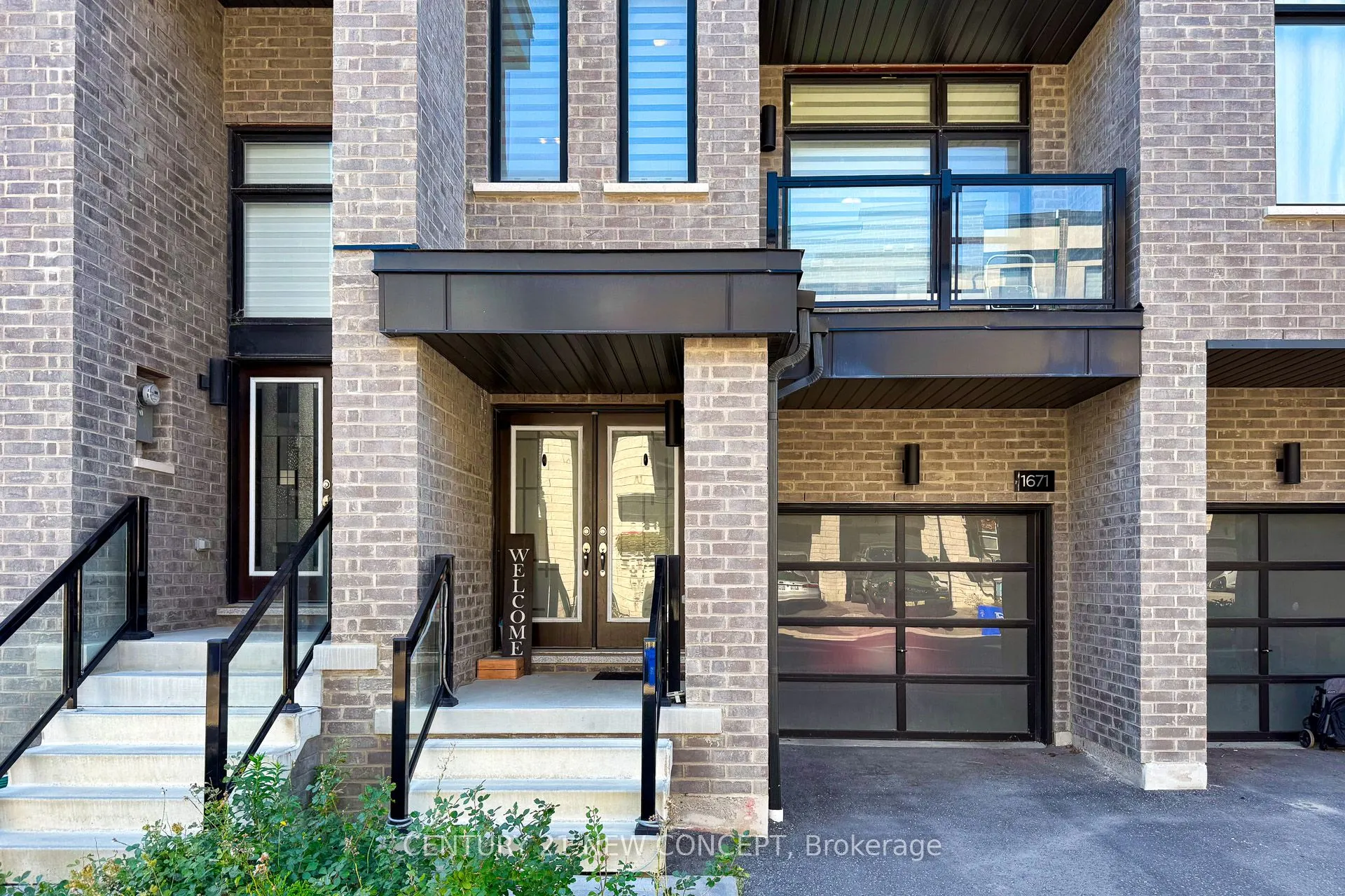 1671 Hidden Valley Glen