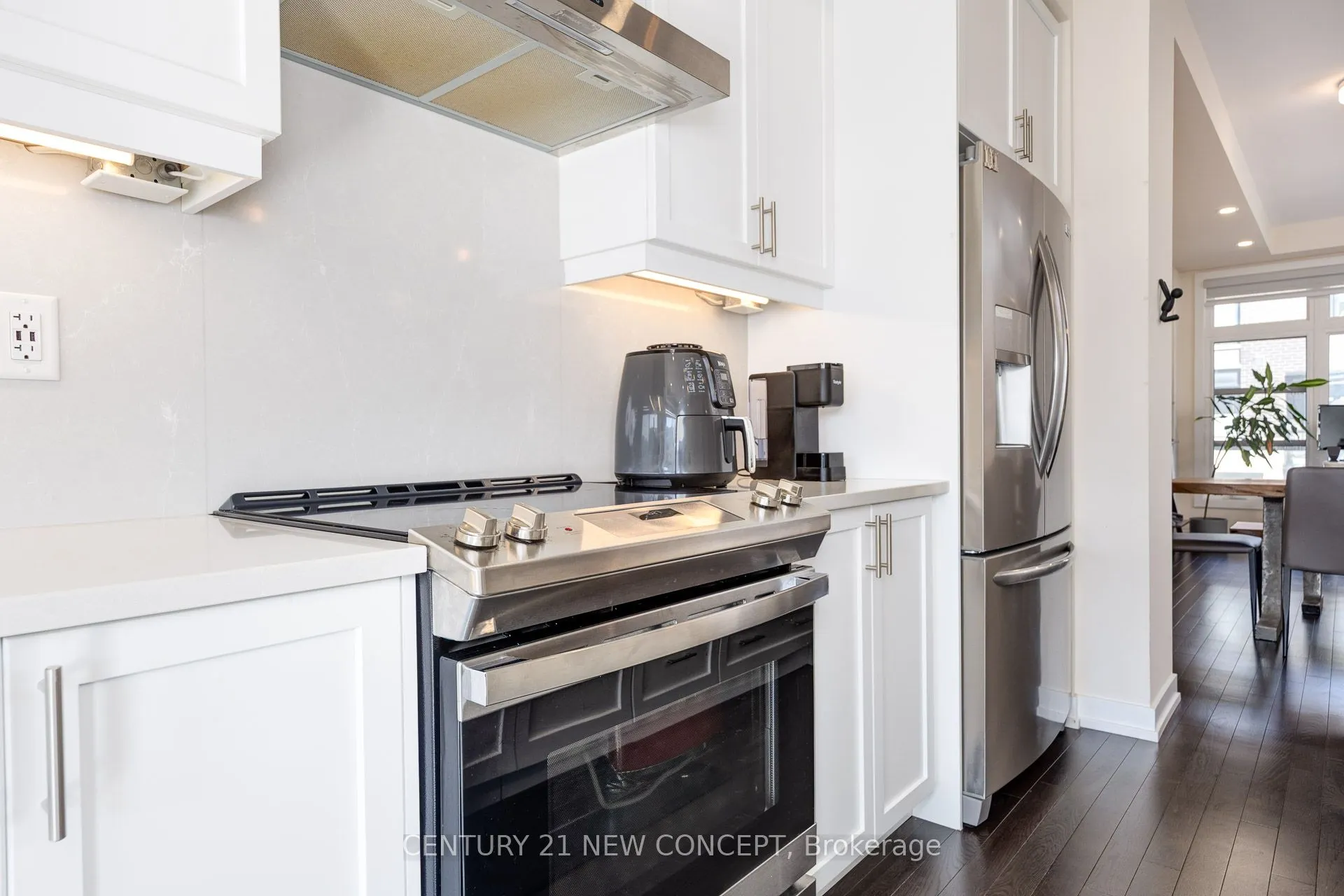 1671 Hidden Valley Glen