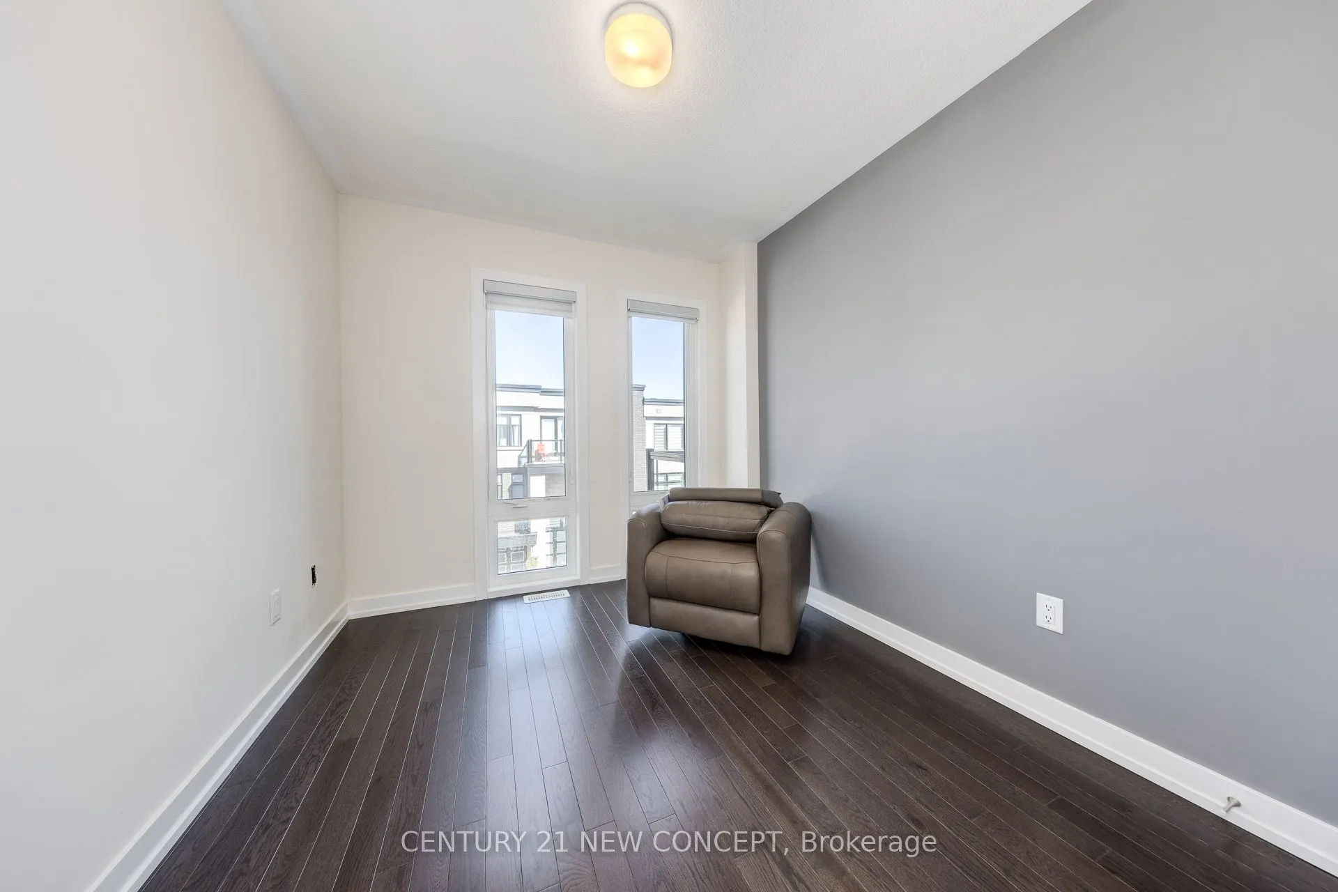 1671 Hidden Valley Glen