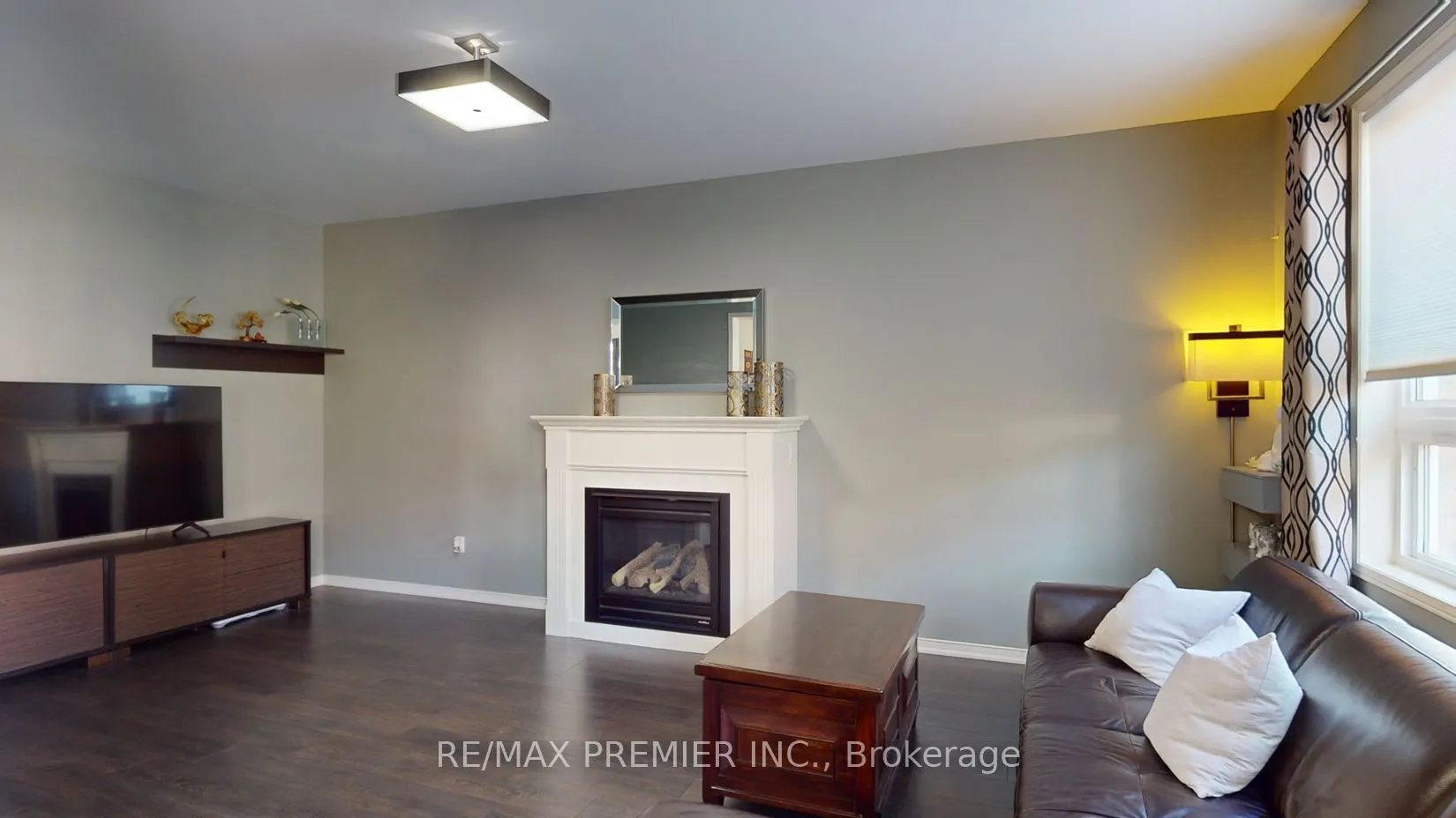 2307 Pilgrim Square