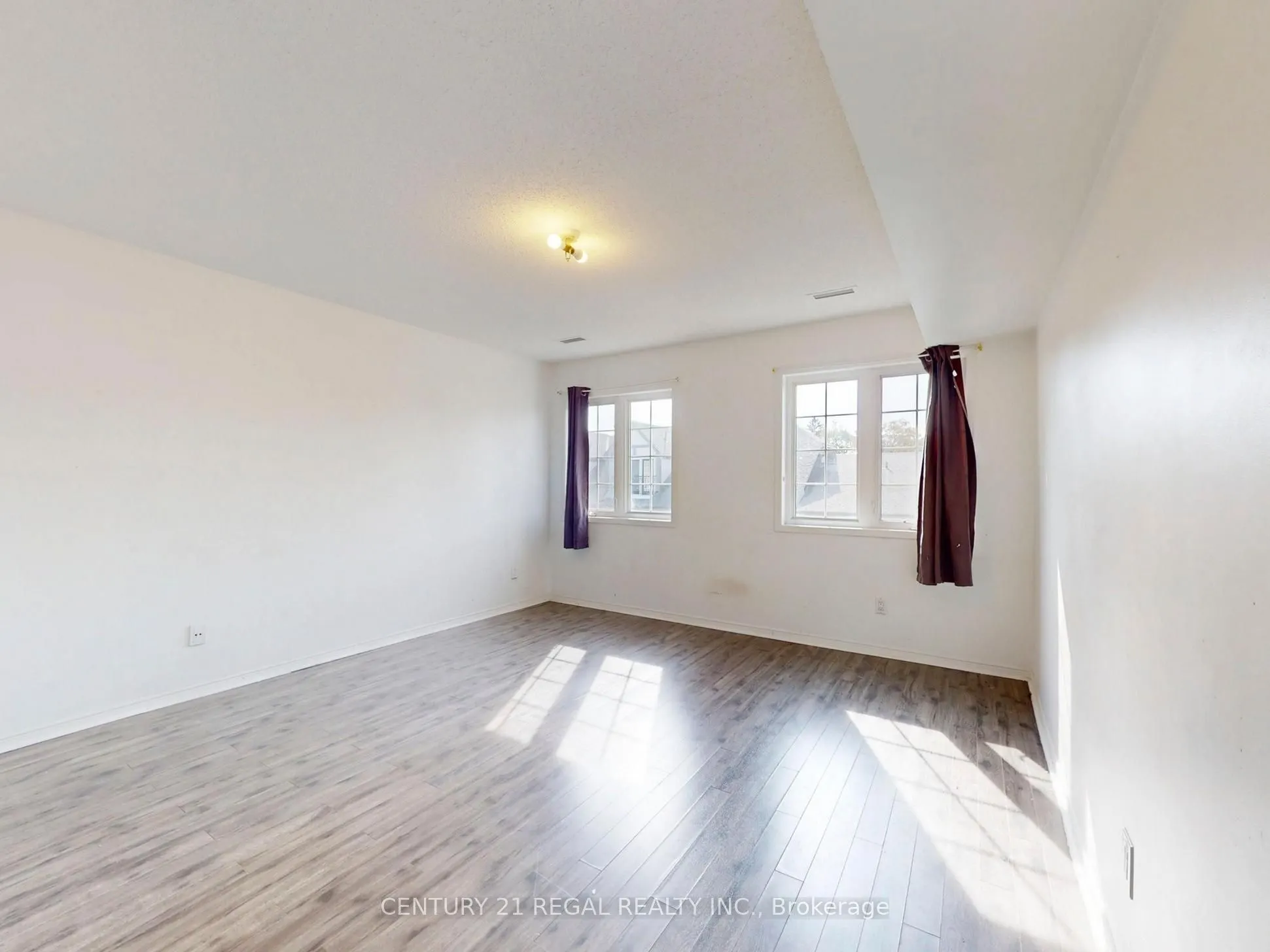 1995 Royal Road, #202