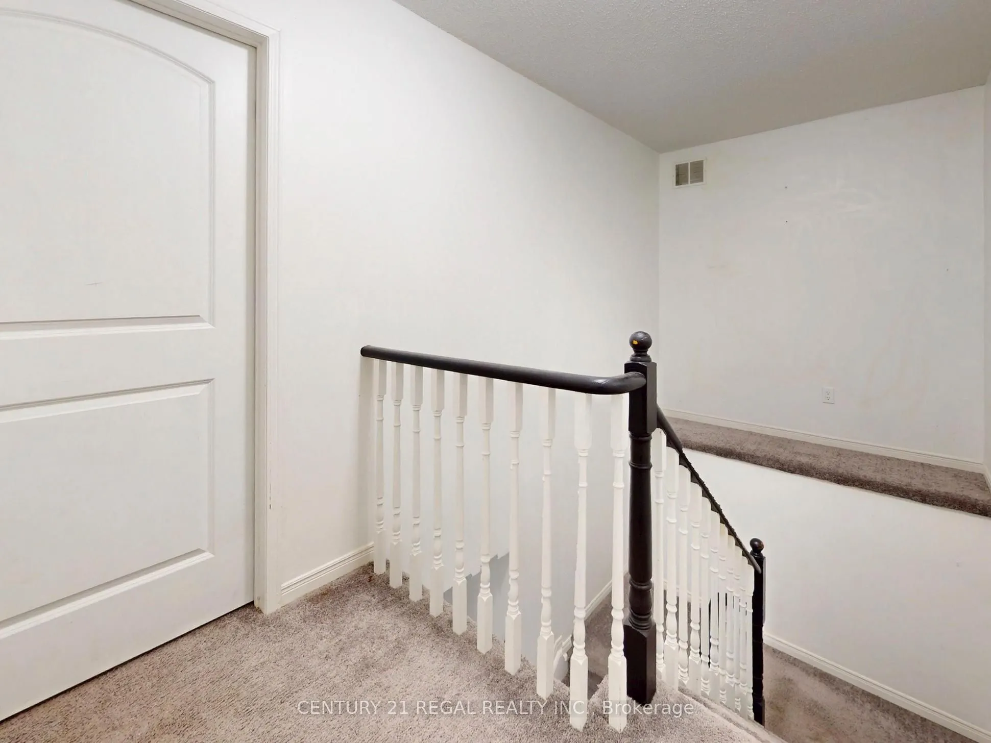 1995 Royal Road, #202