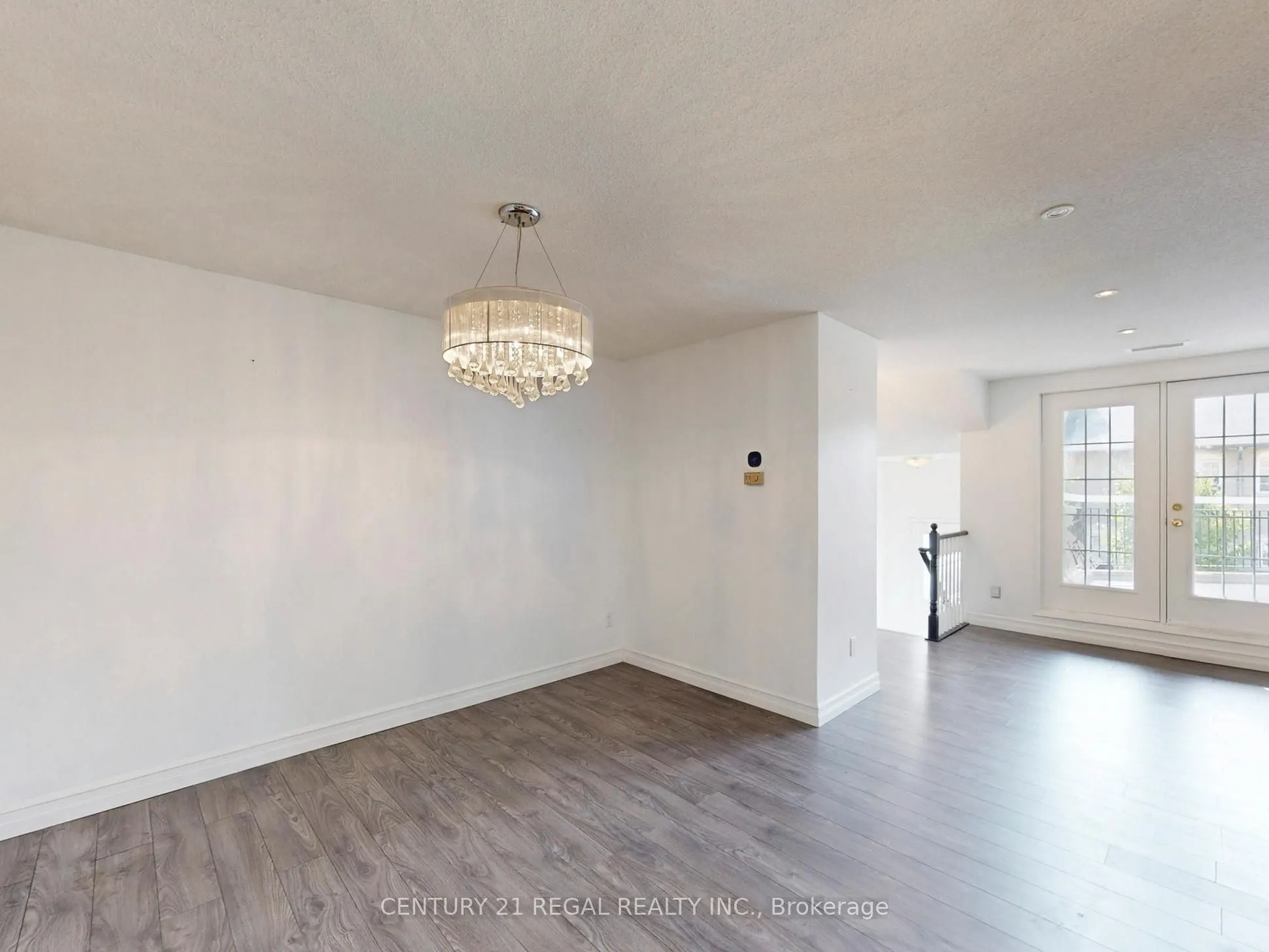 1995 Royal Road, #202