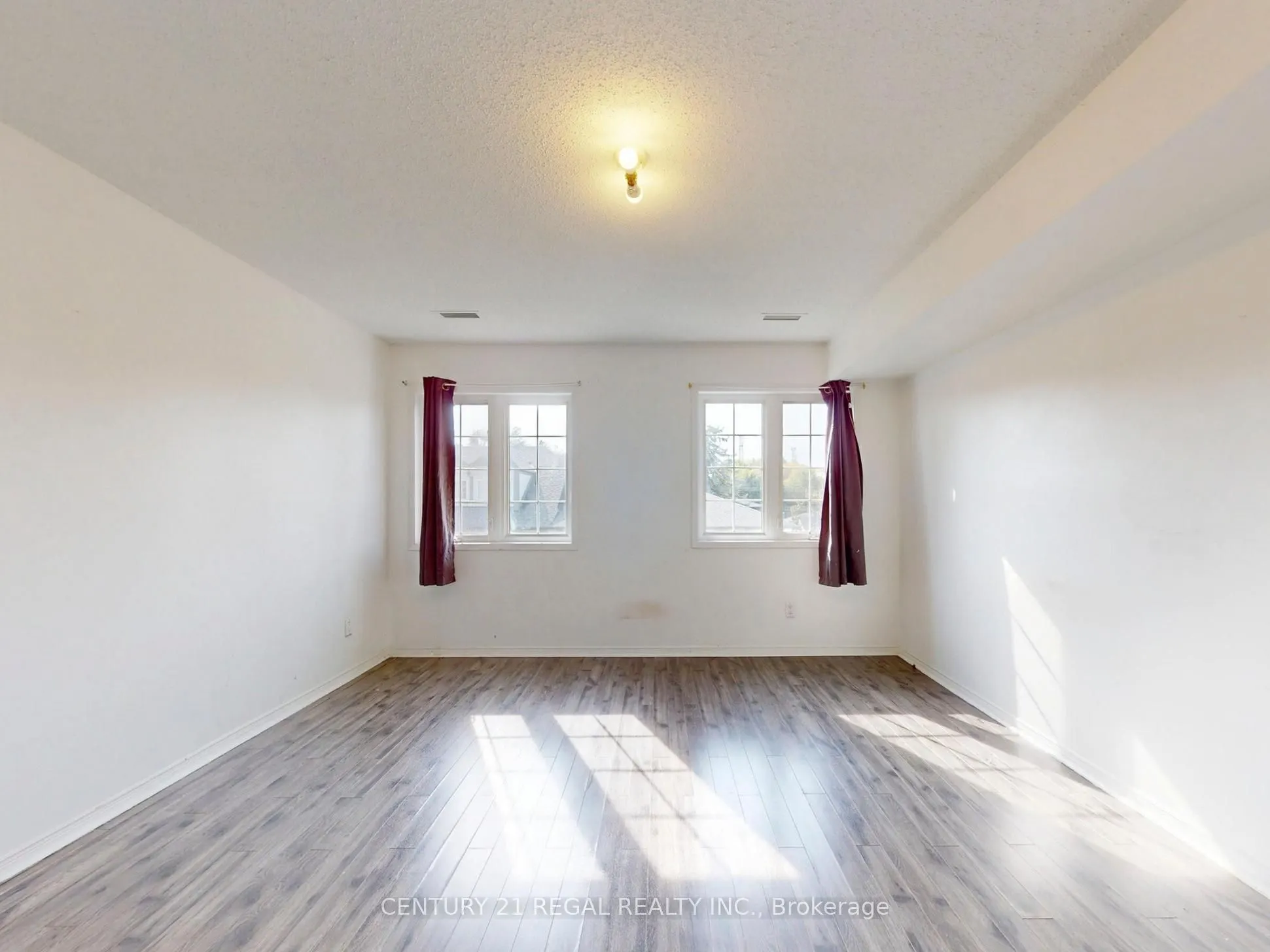 1995 Royal Road, #202