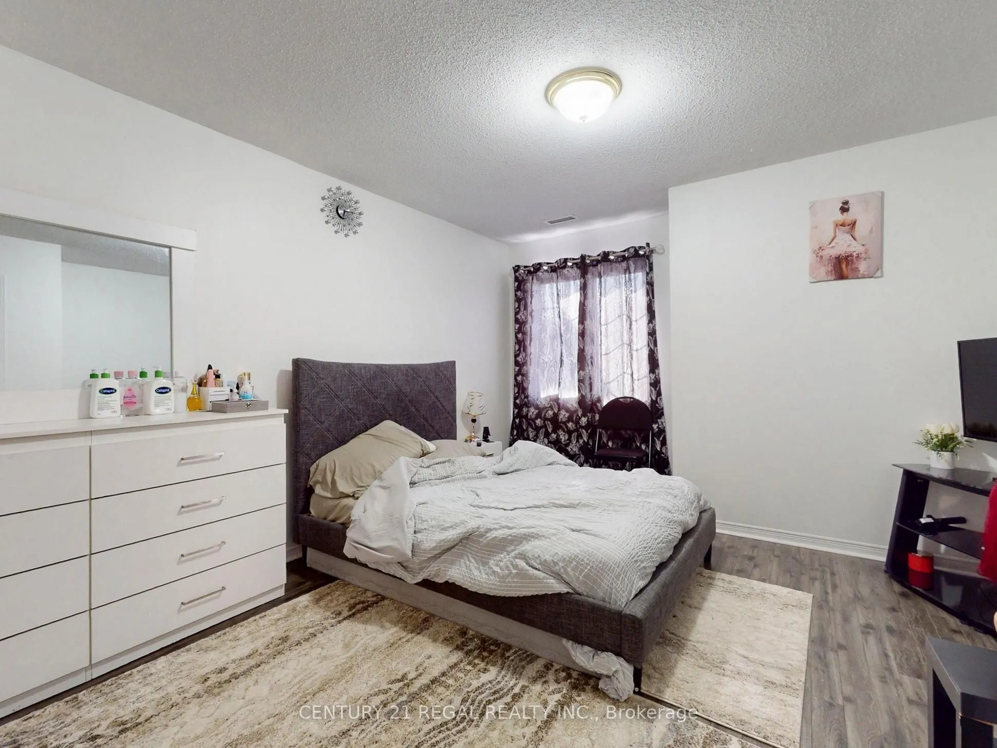1995 Royal Road, #202