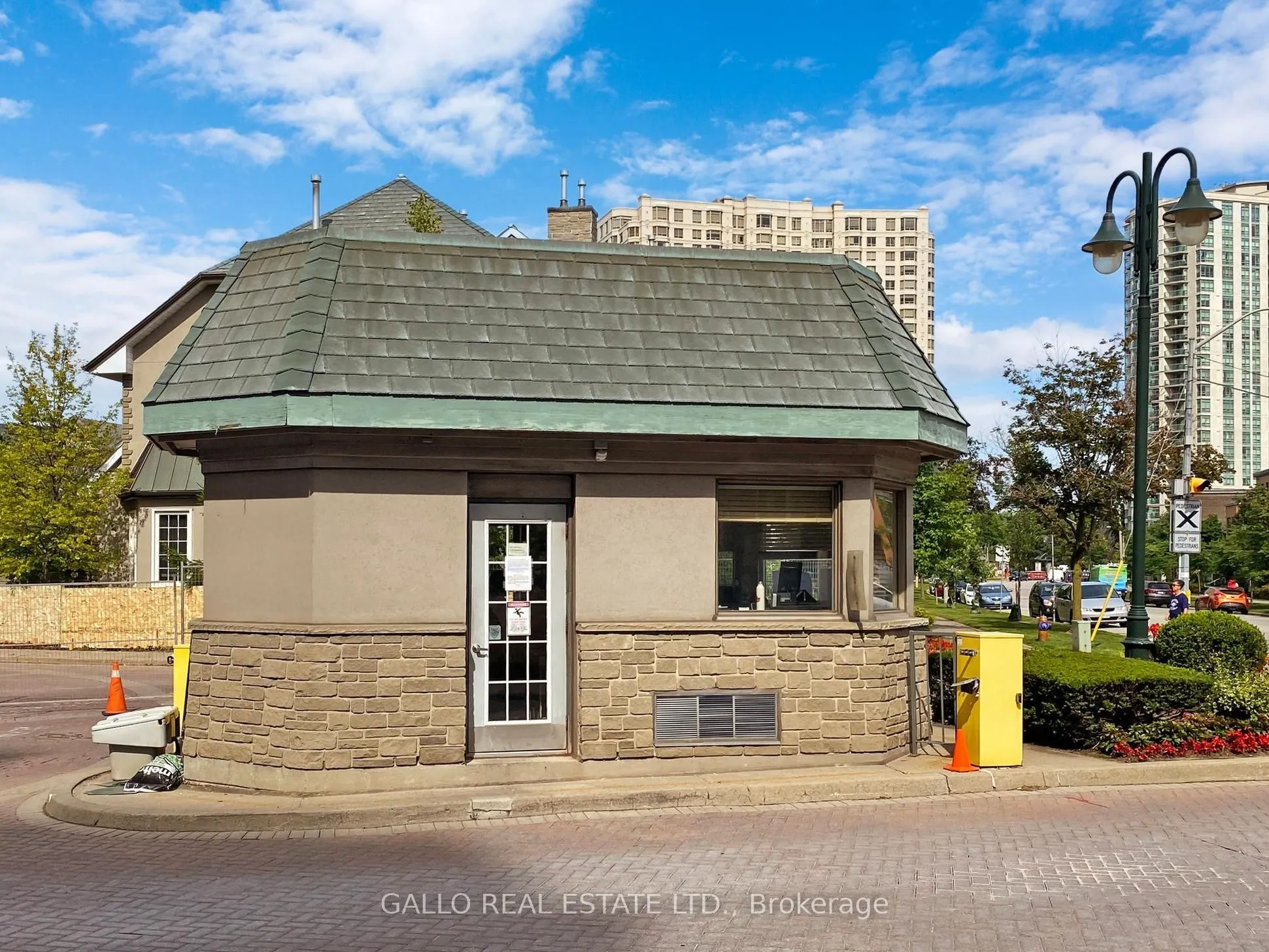 138 Bonis Avenue, #627